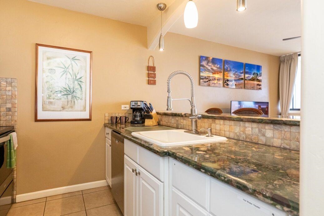 Kealia condo # 502, Kihei, Hawaii - photo 16 of 38