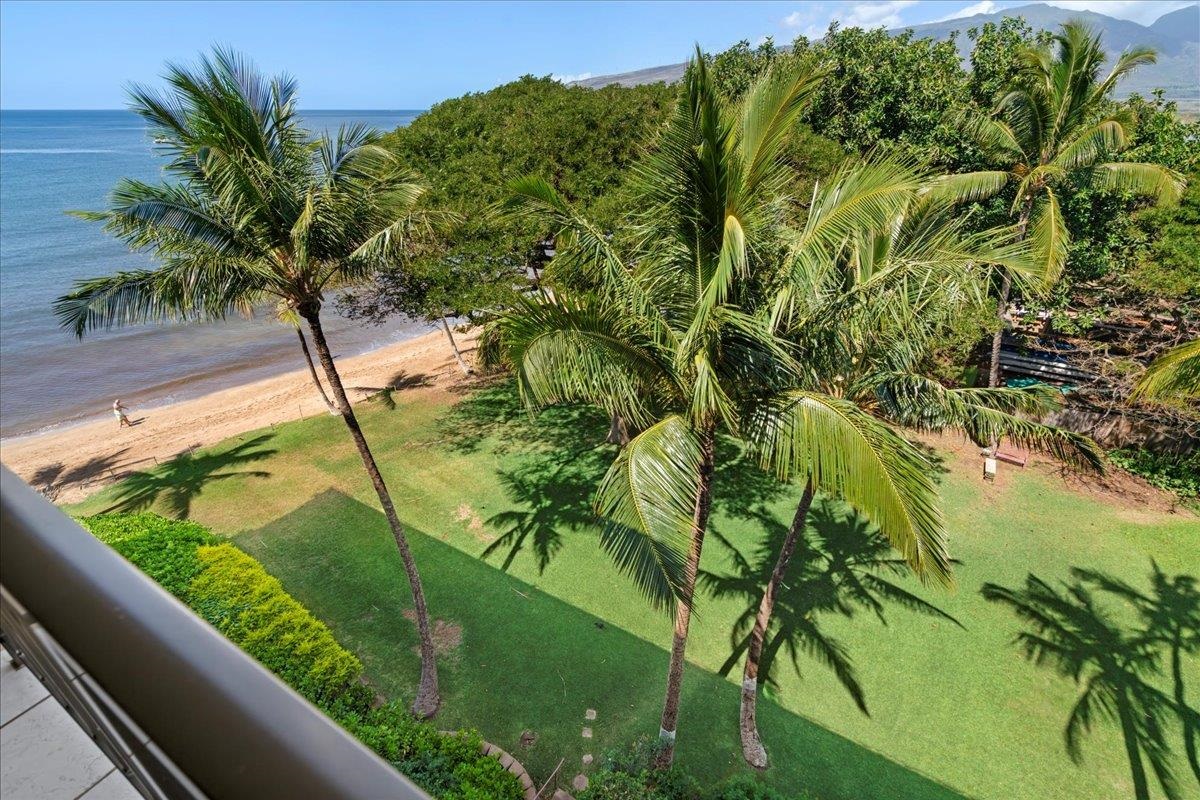 Kealia condo # 607, Kihei, Hawaii - photo 31 of 37