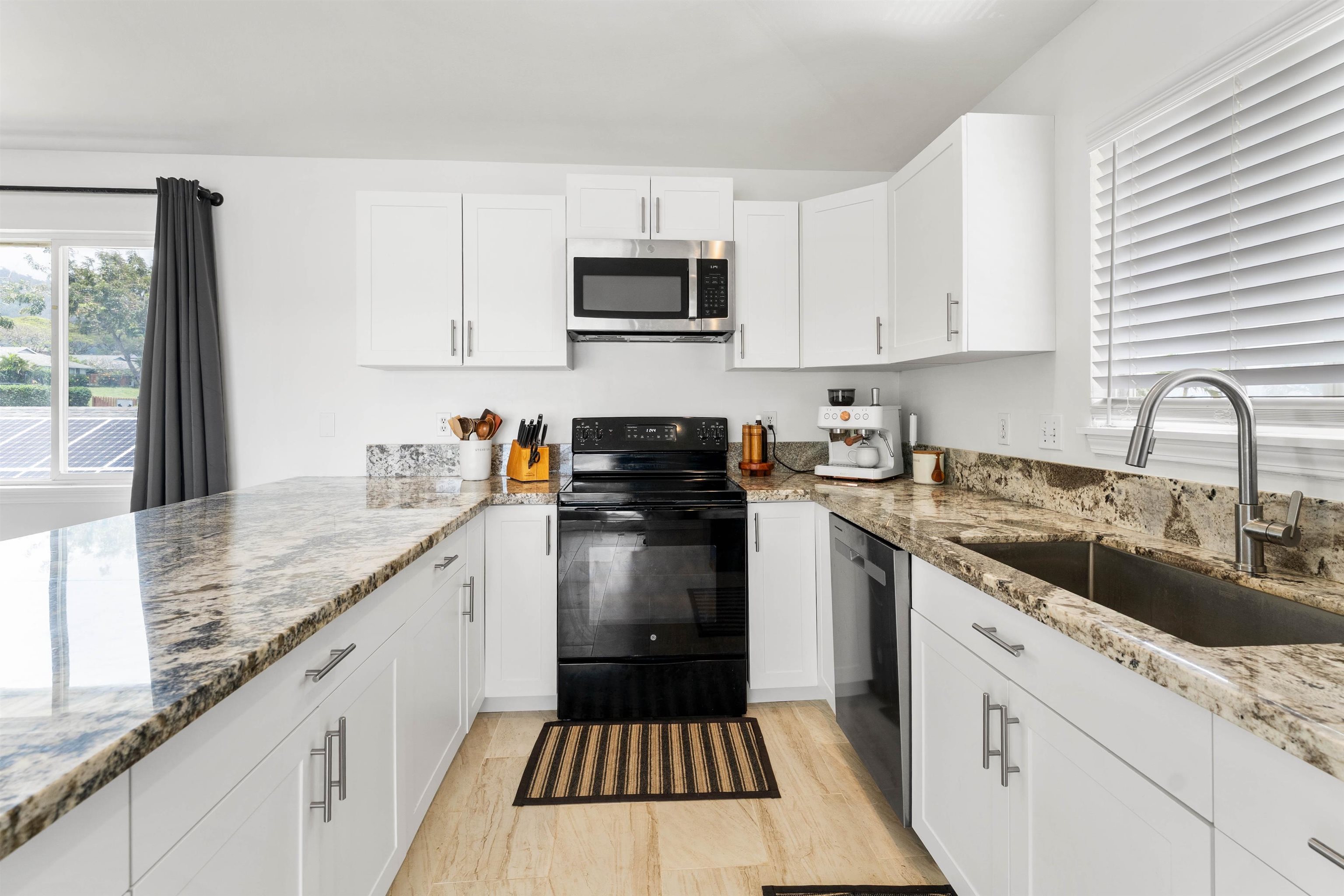 1911  Pohakea Pl Kehalani, Wailuku home - photo 14 of 31