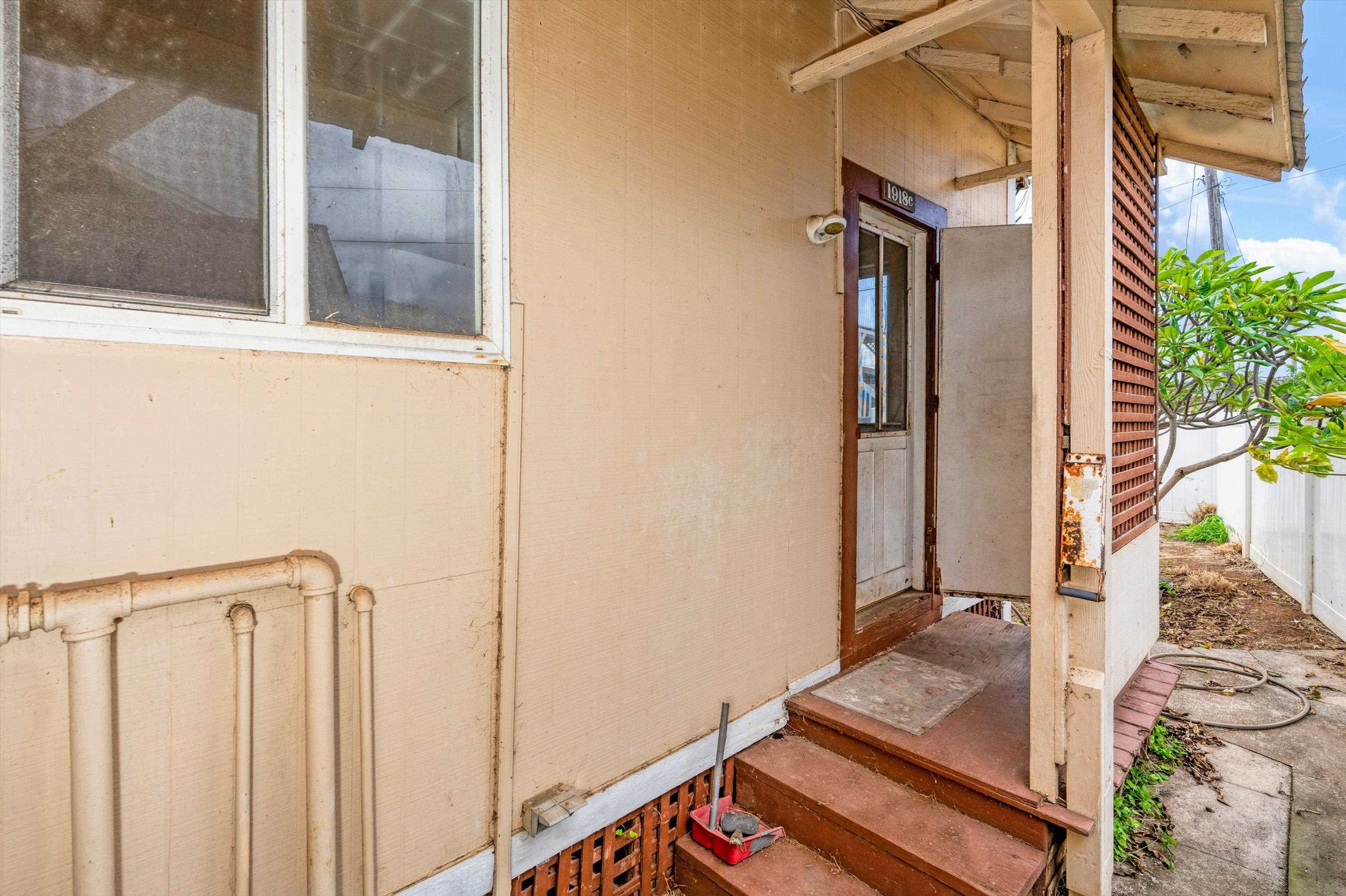 1918-C  North St , Wailuku home - photo 26 of 35