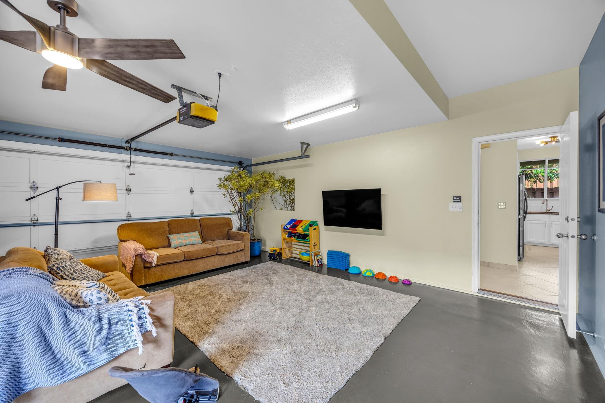 192  Poniu Cir , Wailuku home - photo 14 of 50