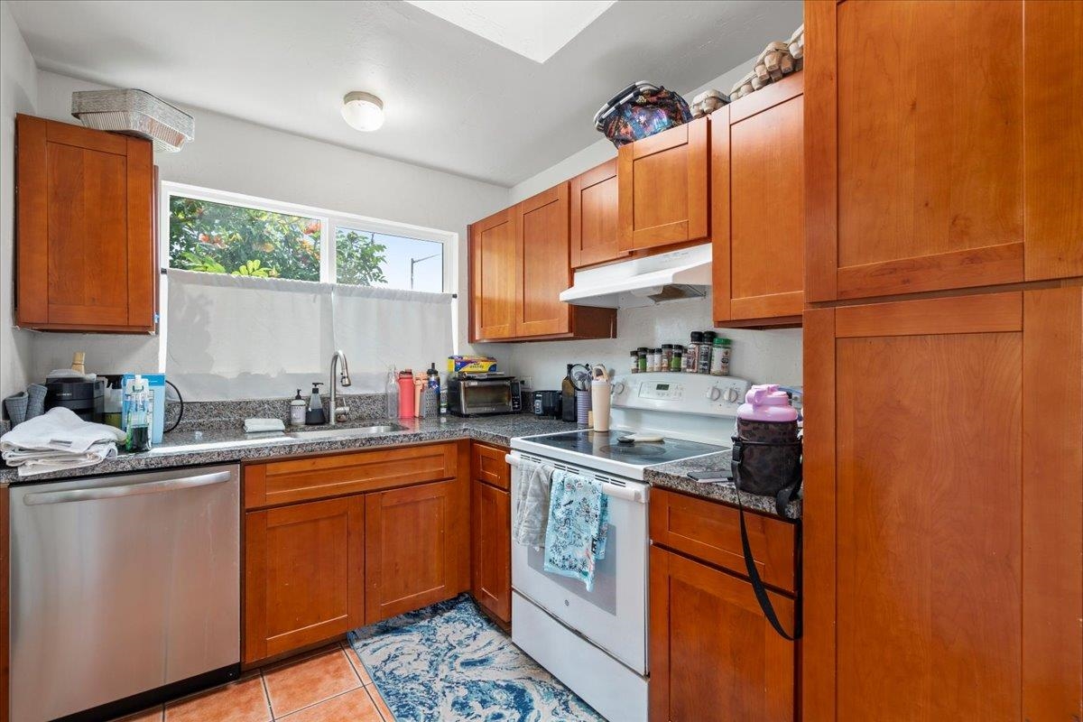193  Akai St , Kihei home - photo 24 of 41