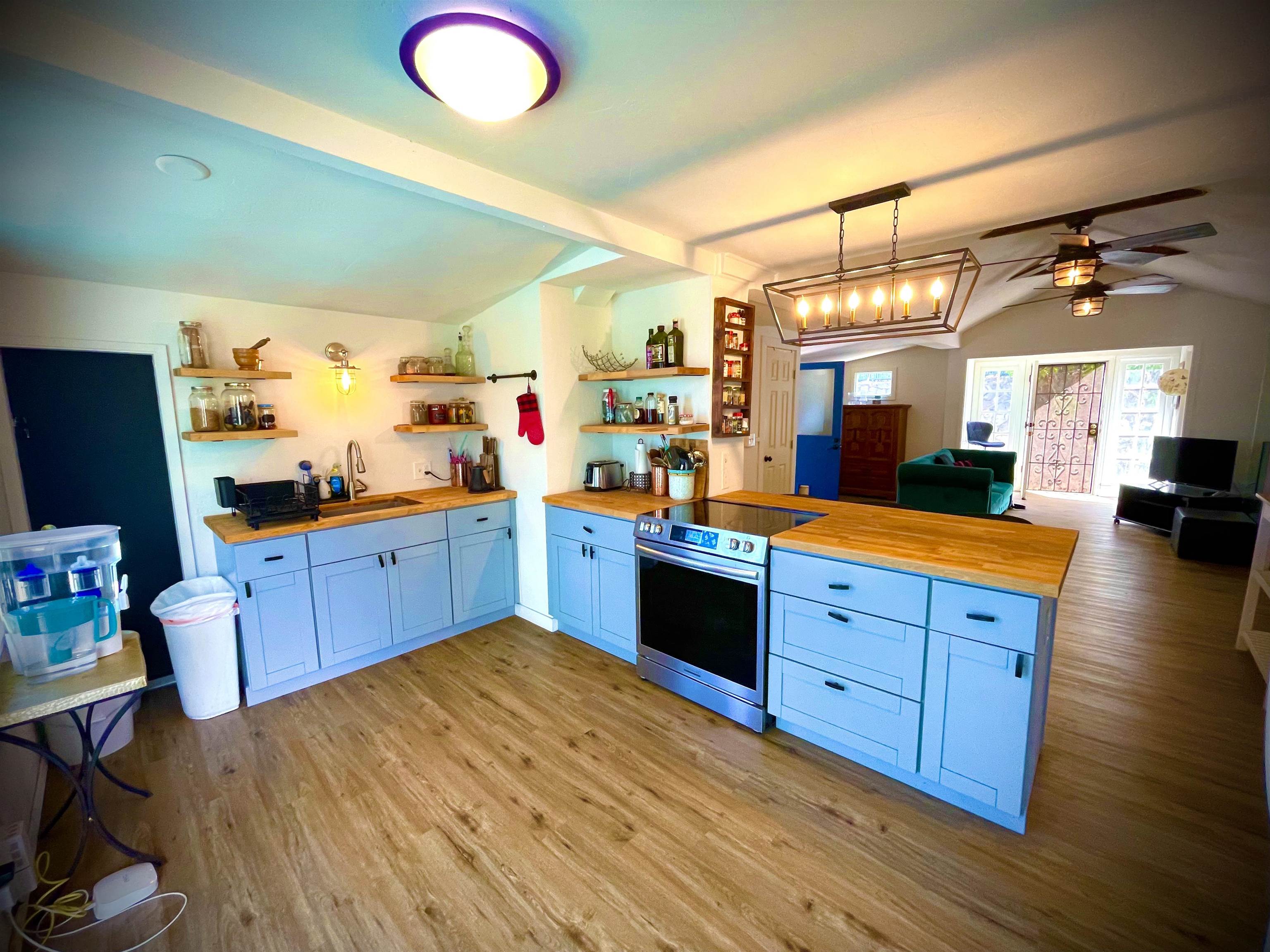 193  Church St , Wailuku home - photo 13 of 50