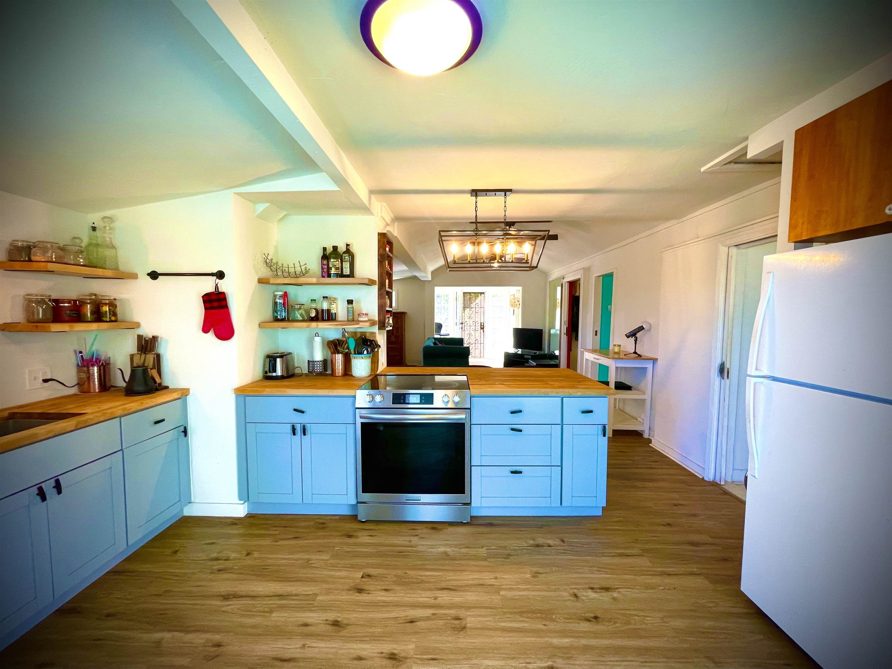 193  Church St , Wailuku home - photo 14 of 50