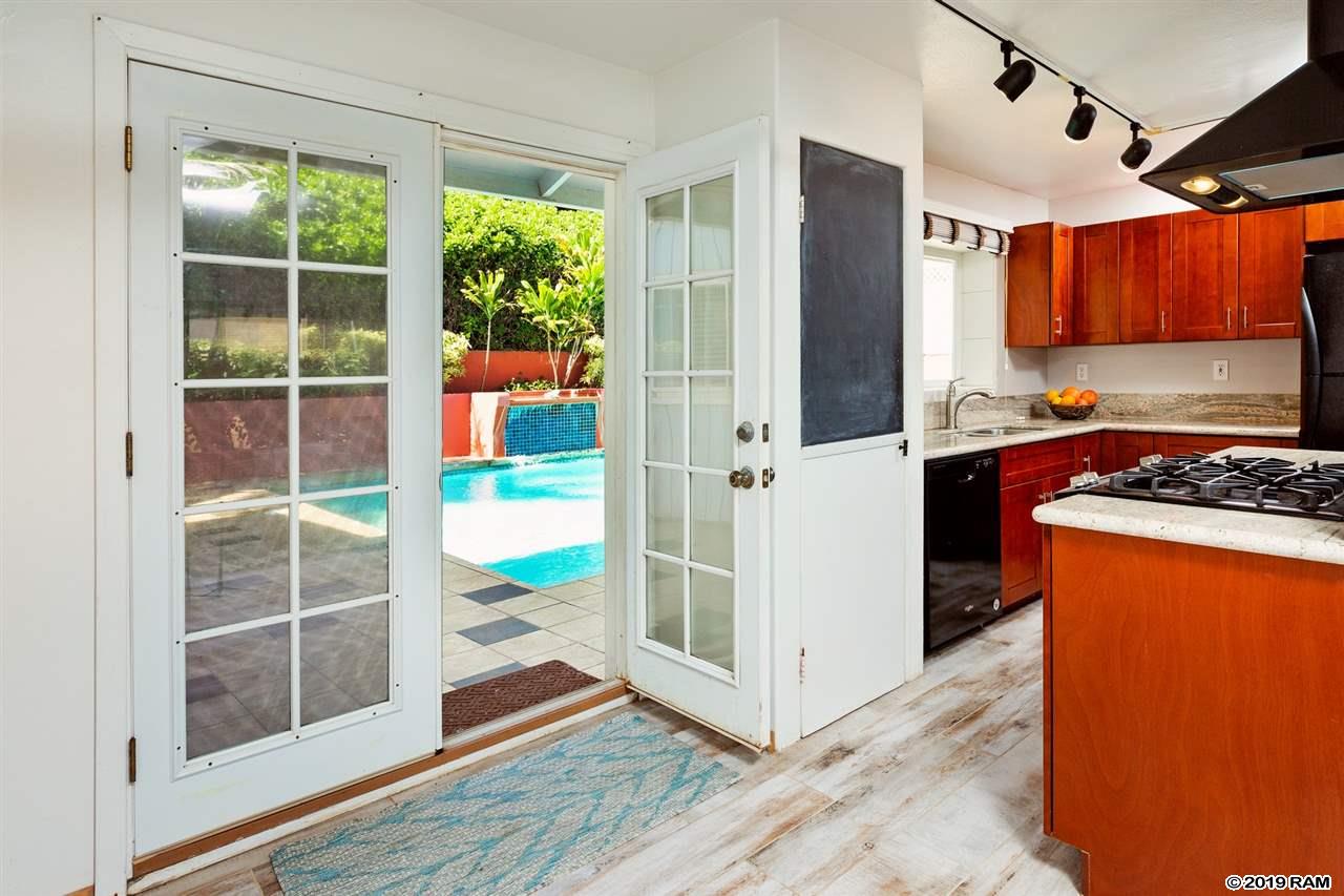 193  Lower Waiehu Beach Rd Lower Waiehu Beach, Wailuku home - photo 4 of 30