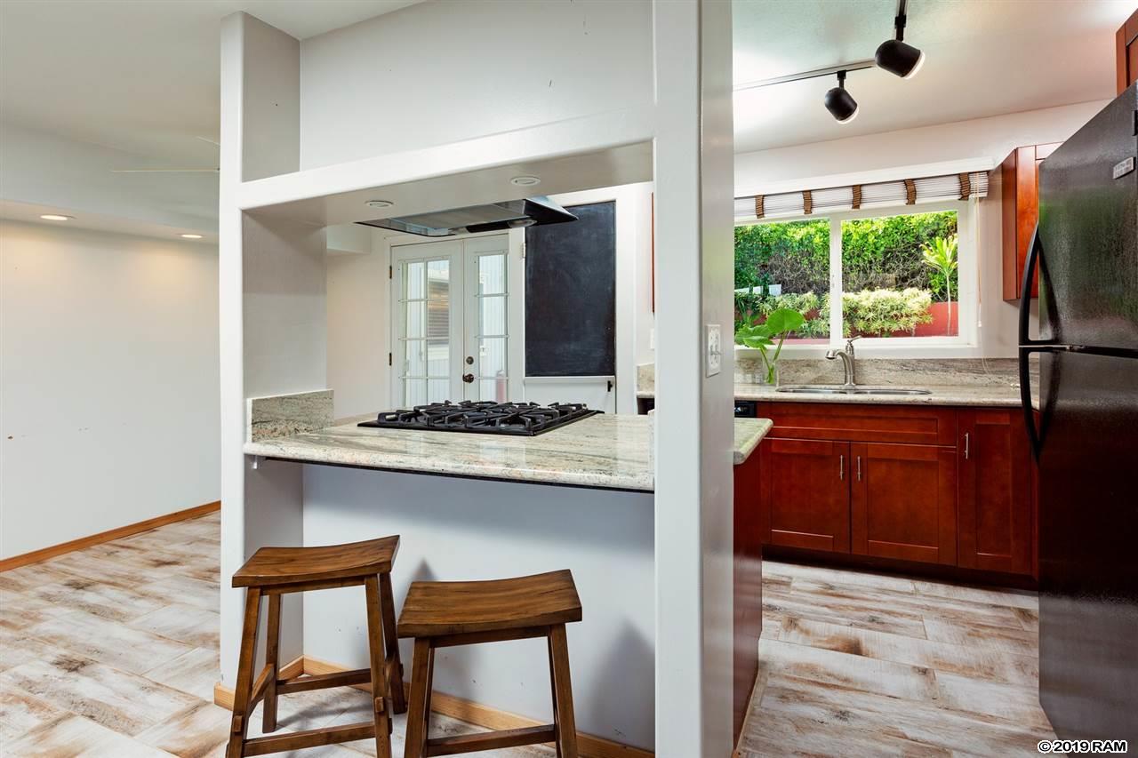 193  Lower Waiehu Beach Rd Lower Waiehu Beach, Wailuku home - photo 6 of 30