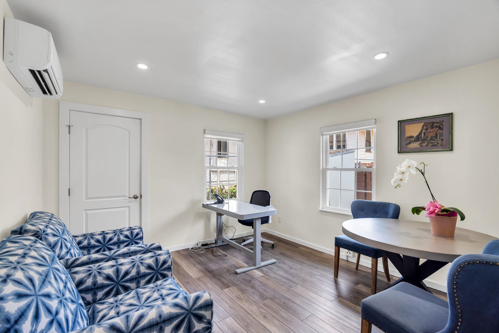 1930 E Vineyard St   - photo 17 of 32