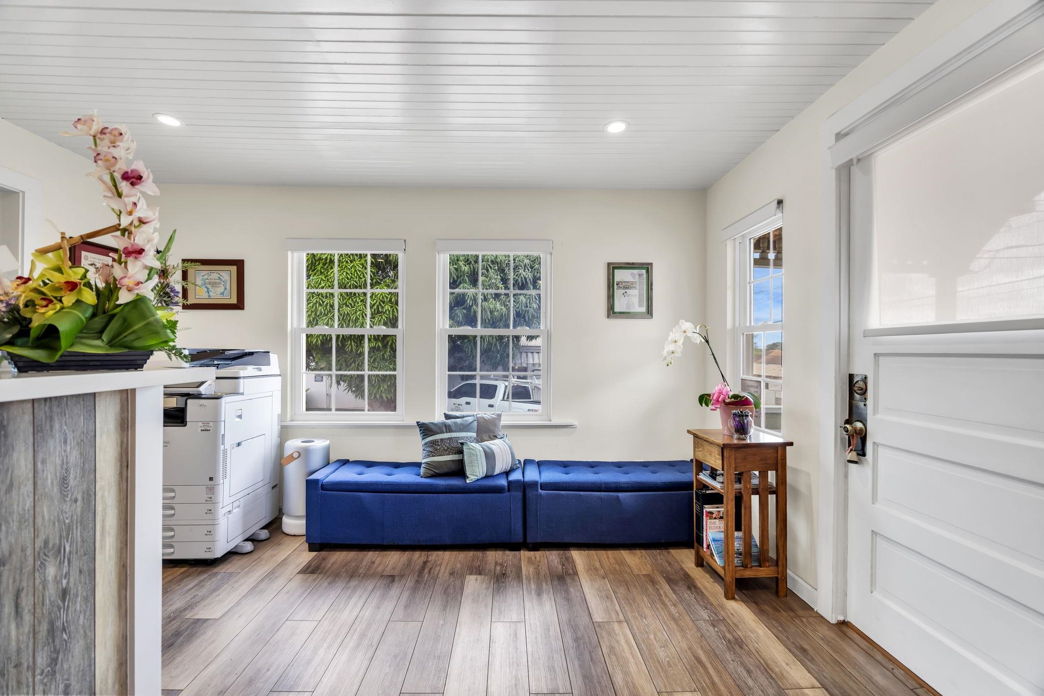 1930 E Vineyard St   - photo 7 of 32