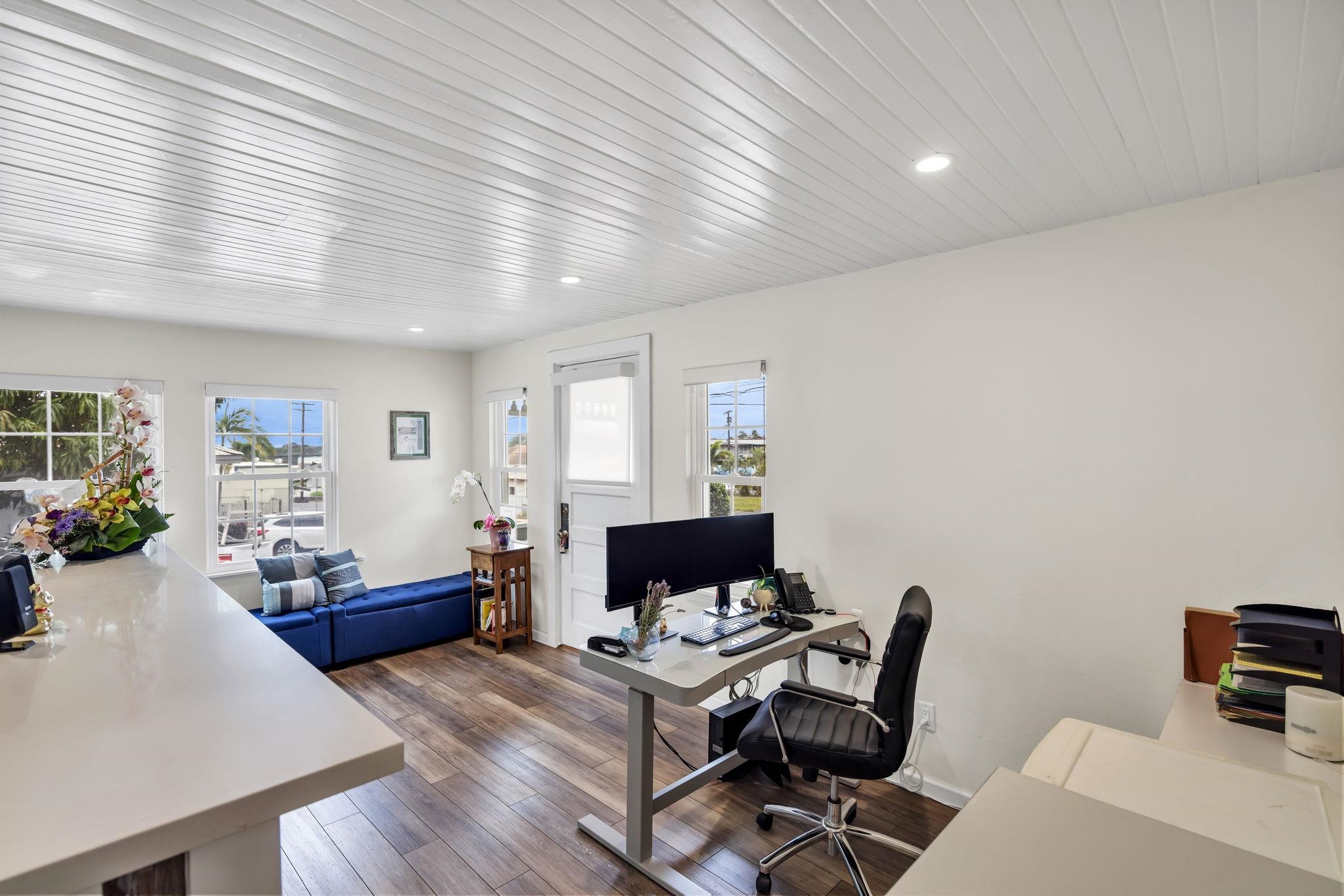 1930 E Vineyard St   - photo 9 of 32