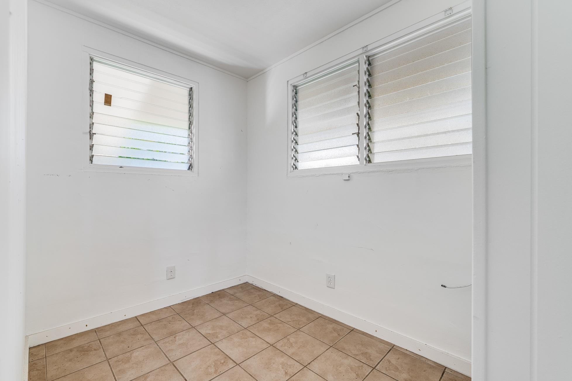 1932  Kaihamu Pl Waiehu Golf Course, Wailuku home - photo 27 of 32