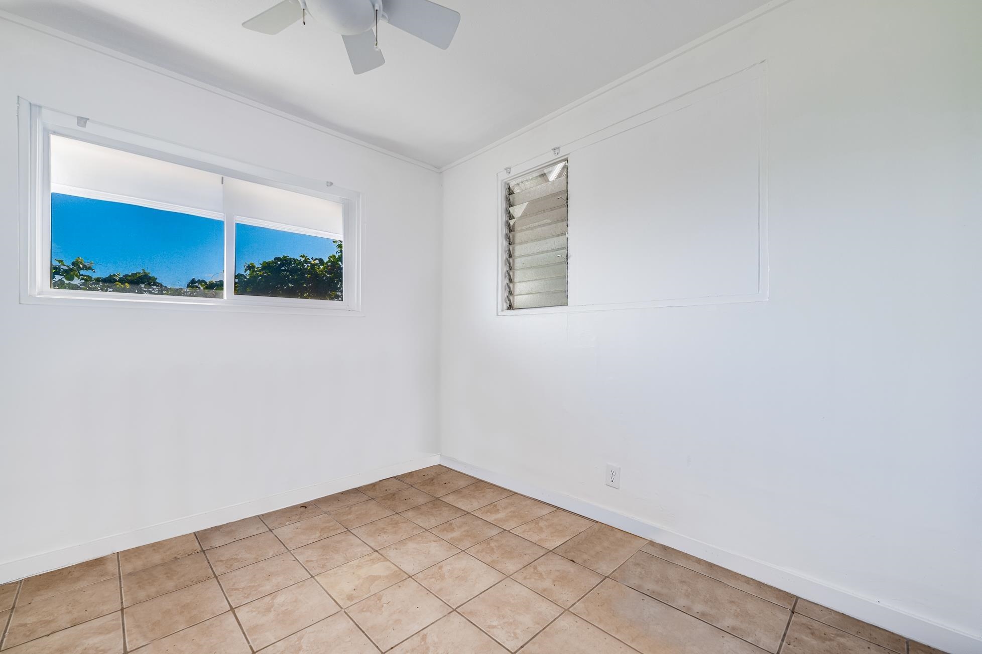 1932  Kaihamu Pl Waiehu Golf Course, Wailuku home - photo 28 of 32