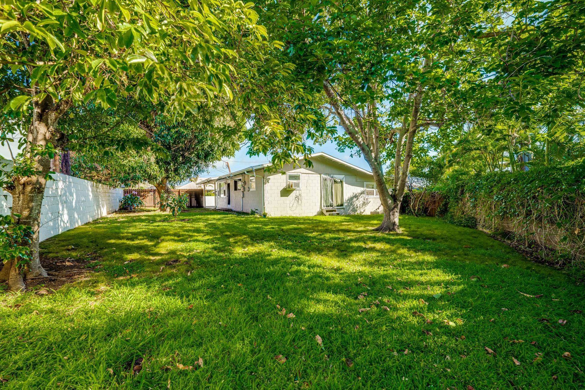 1932  Kaihamu Pl Waiehu Golf Course, Wailuku home - photo 9 of 32