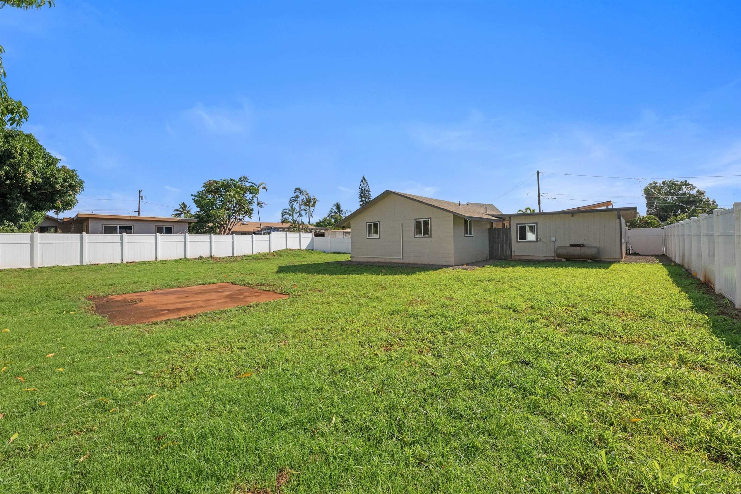 1937  Peke Pl , Kihei home - photo 37 of 42