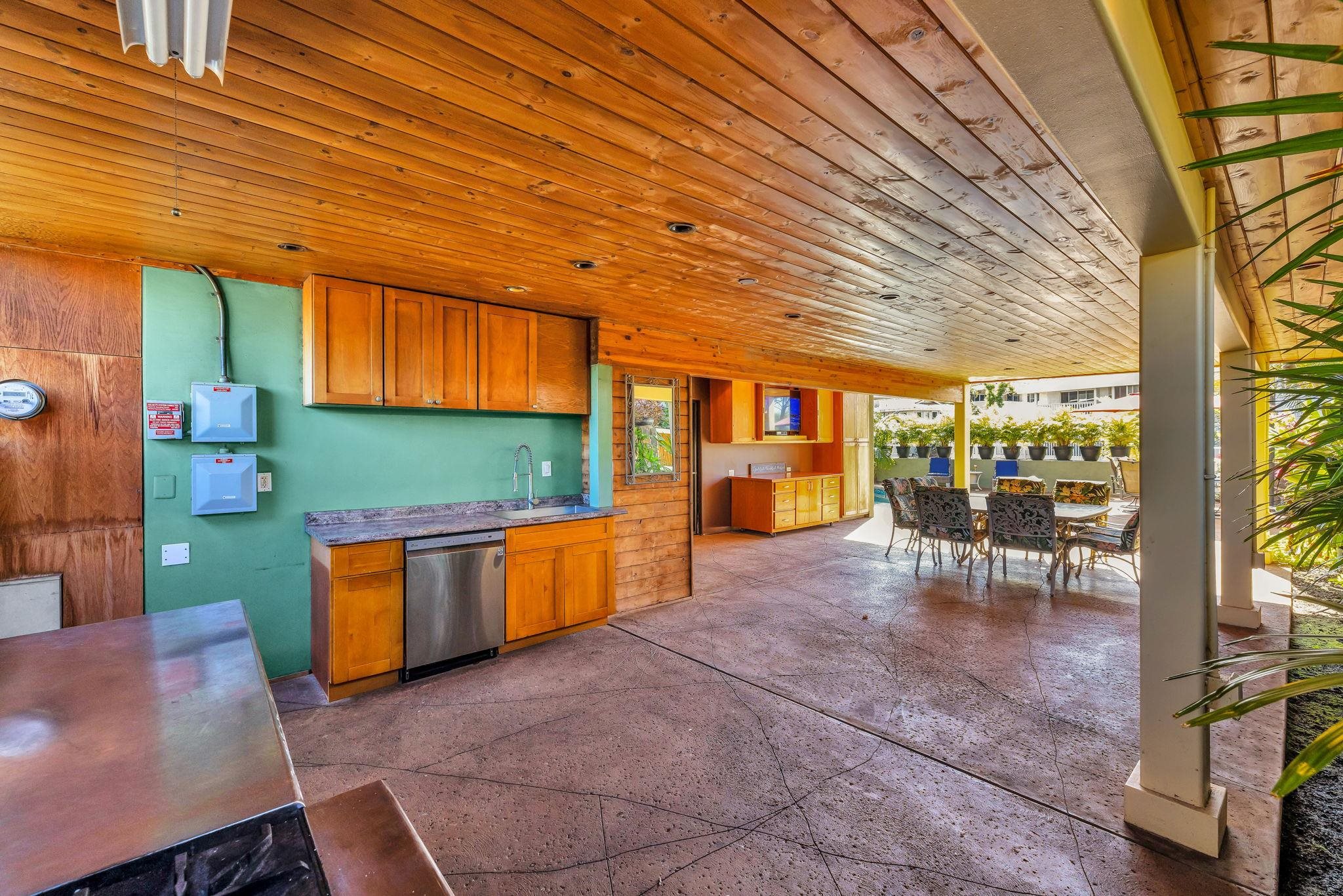 194  Kamakoi Loop , Kihei home - photo 48 of 49