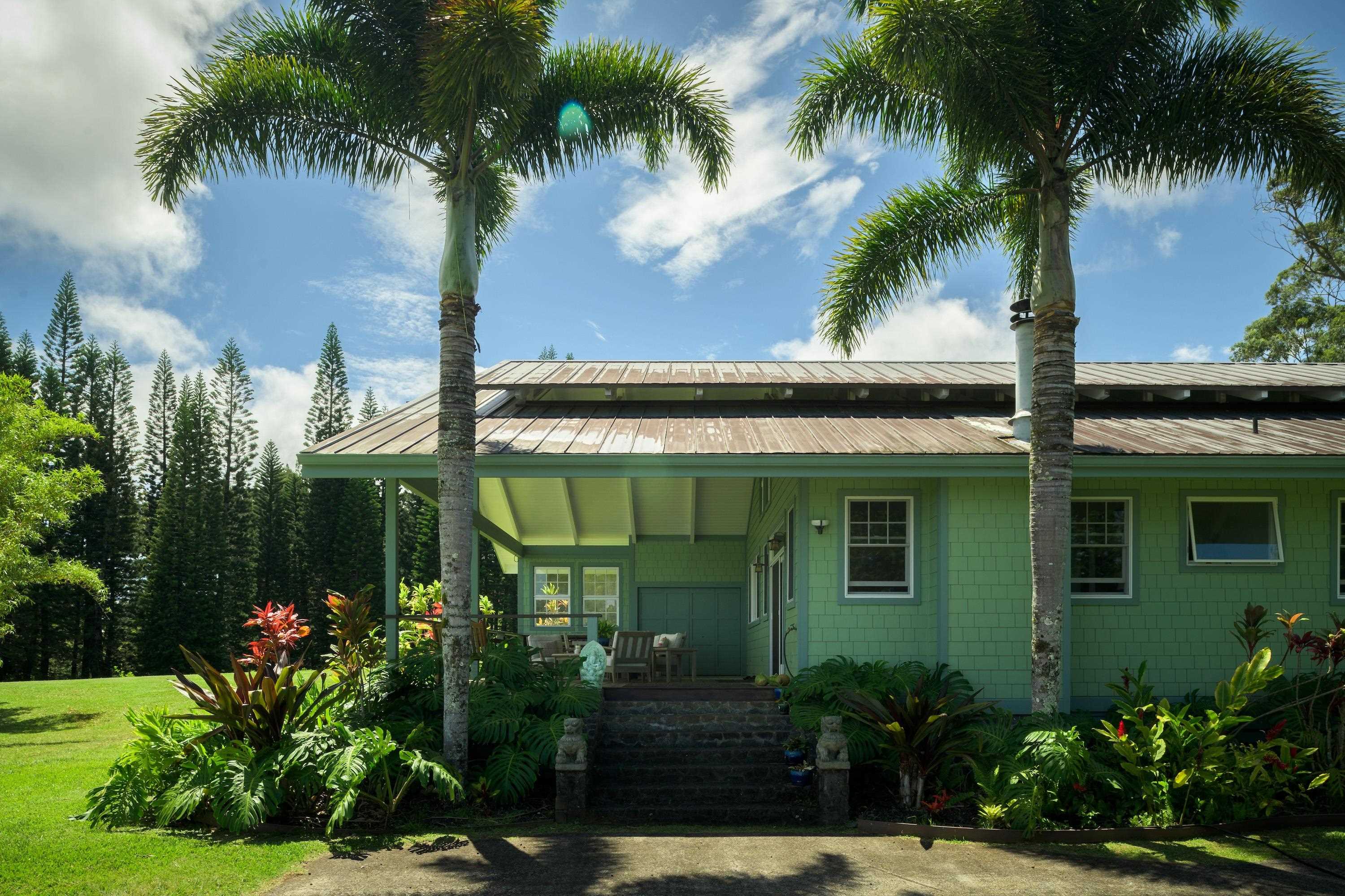 1949  Kuiaha Rd , Haiku home - photo 30 of 49
