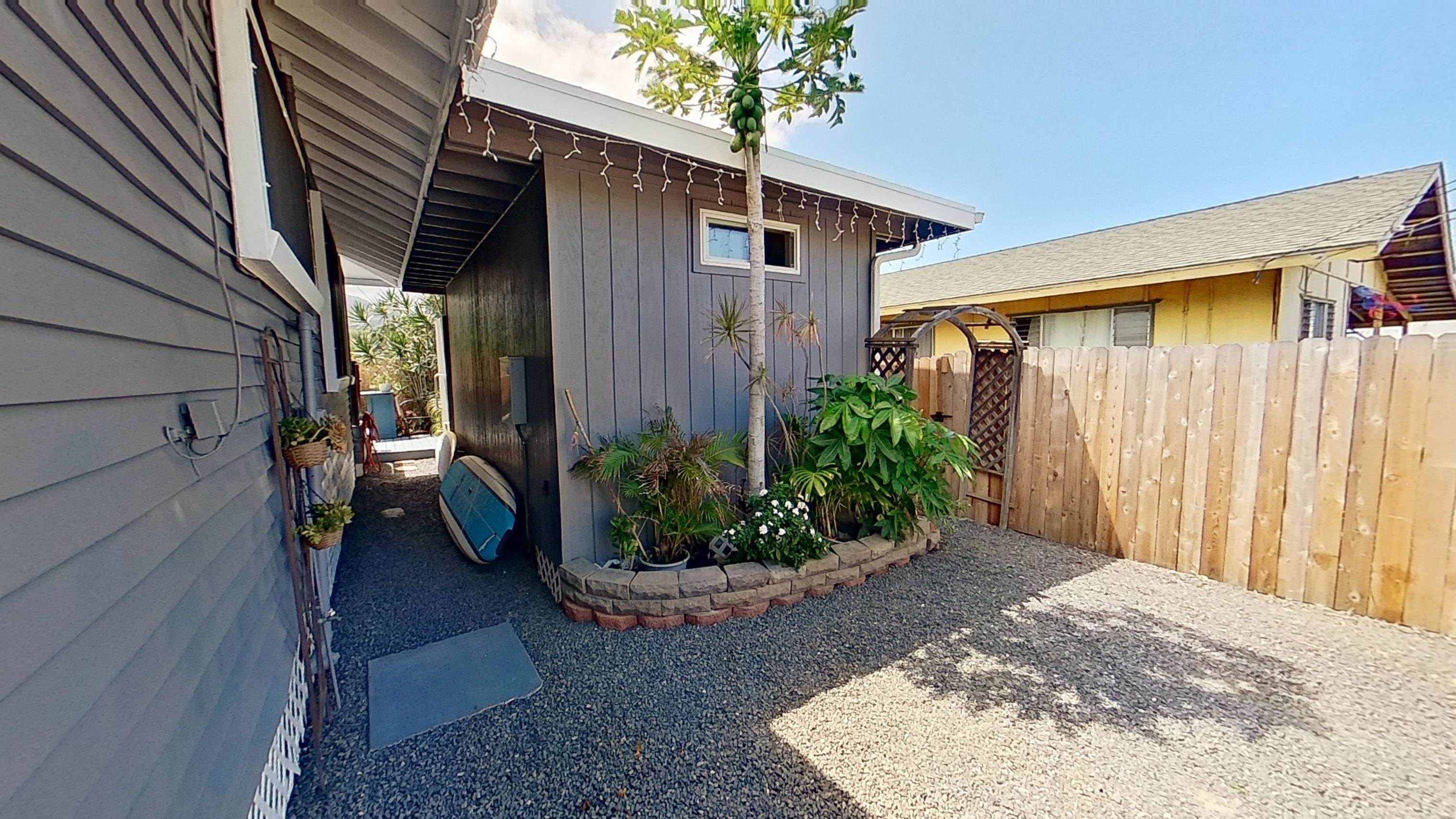 1966  Liko Pl , Wailuku home - photo 7 of 32