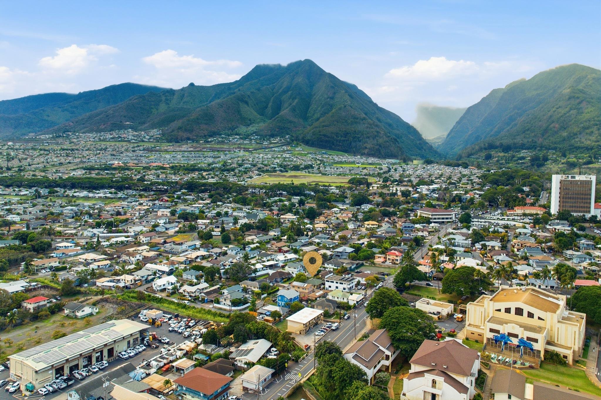 1972  Kalawi Pl , Wailuku home - photo 4 of 16