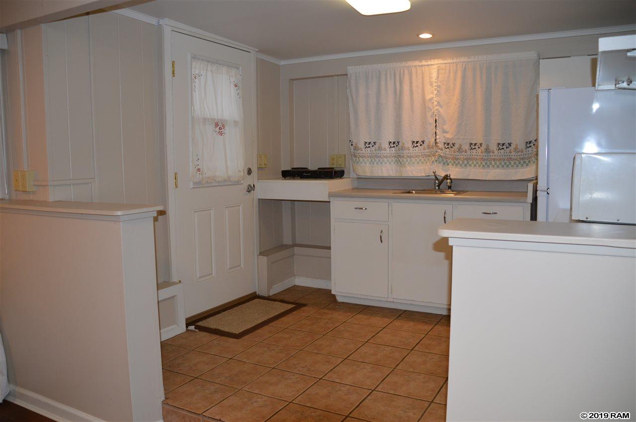 198  Niihau St , Kahului home - photo 19 of 29