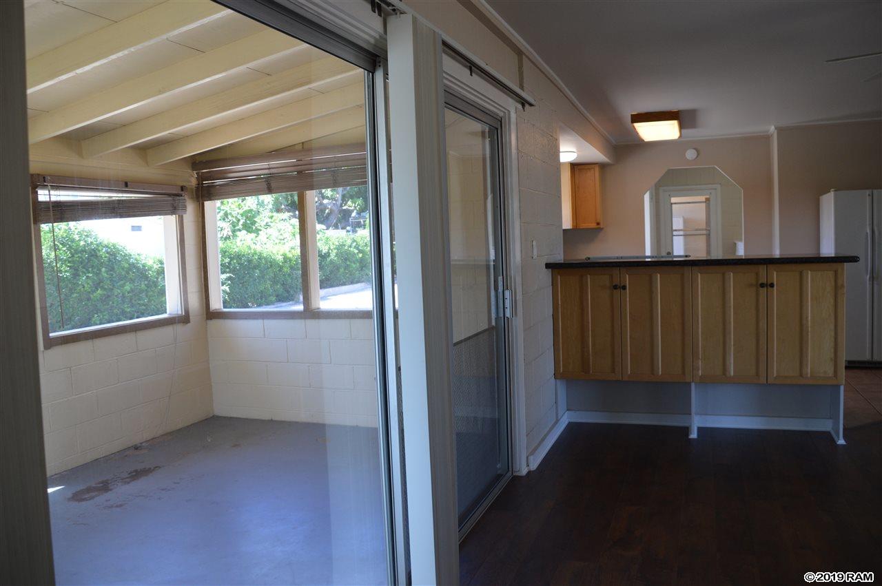 198  Niihau St , Kahului home - photo 4 of 29