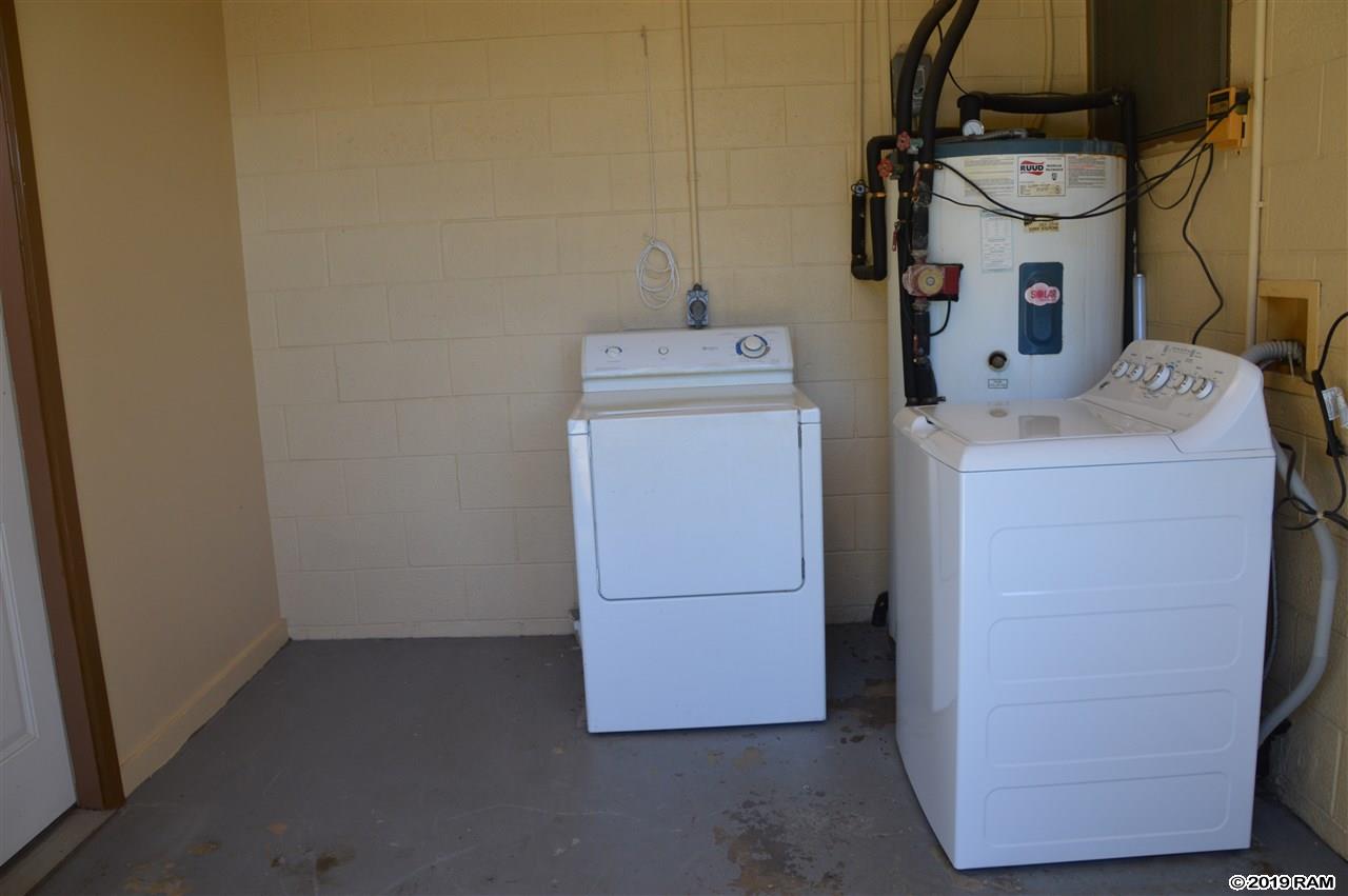 198  Niihau St , Kahului home - photo 10 of 29