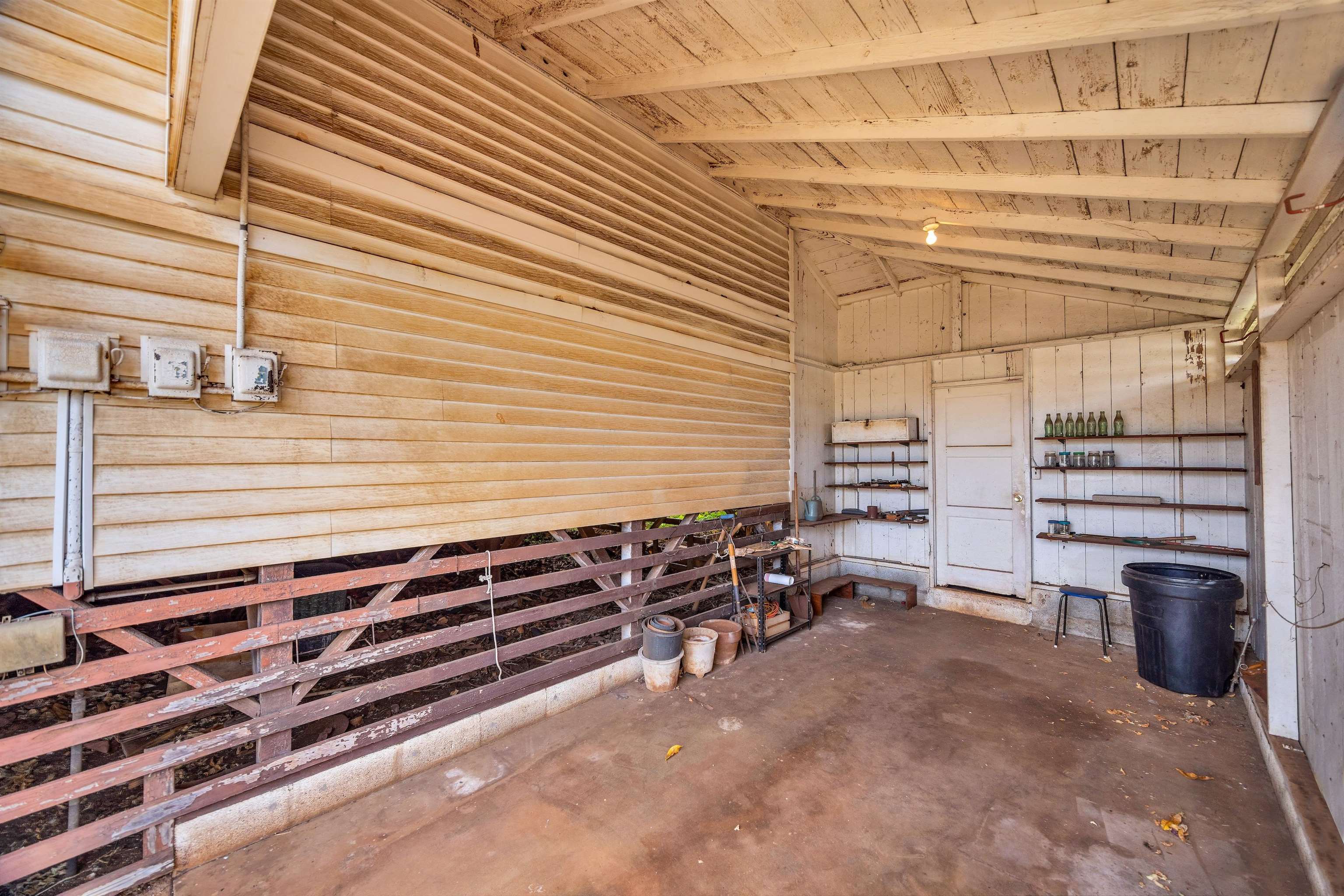 1982  Kalawi Pl , Wailuku home - photo 16 of 20