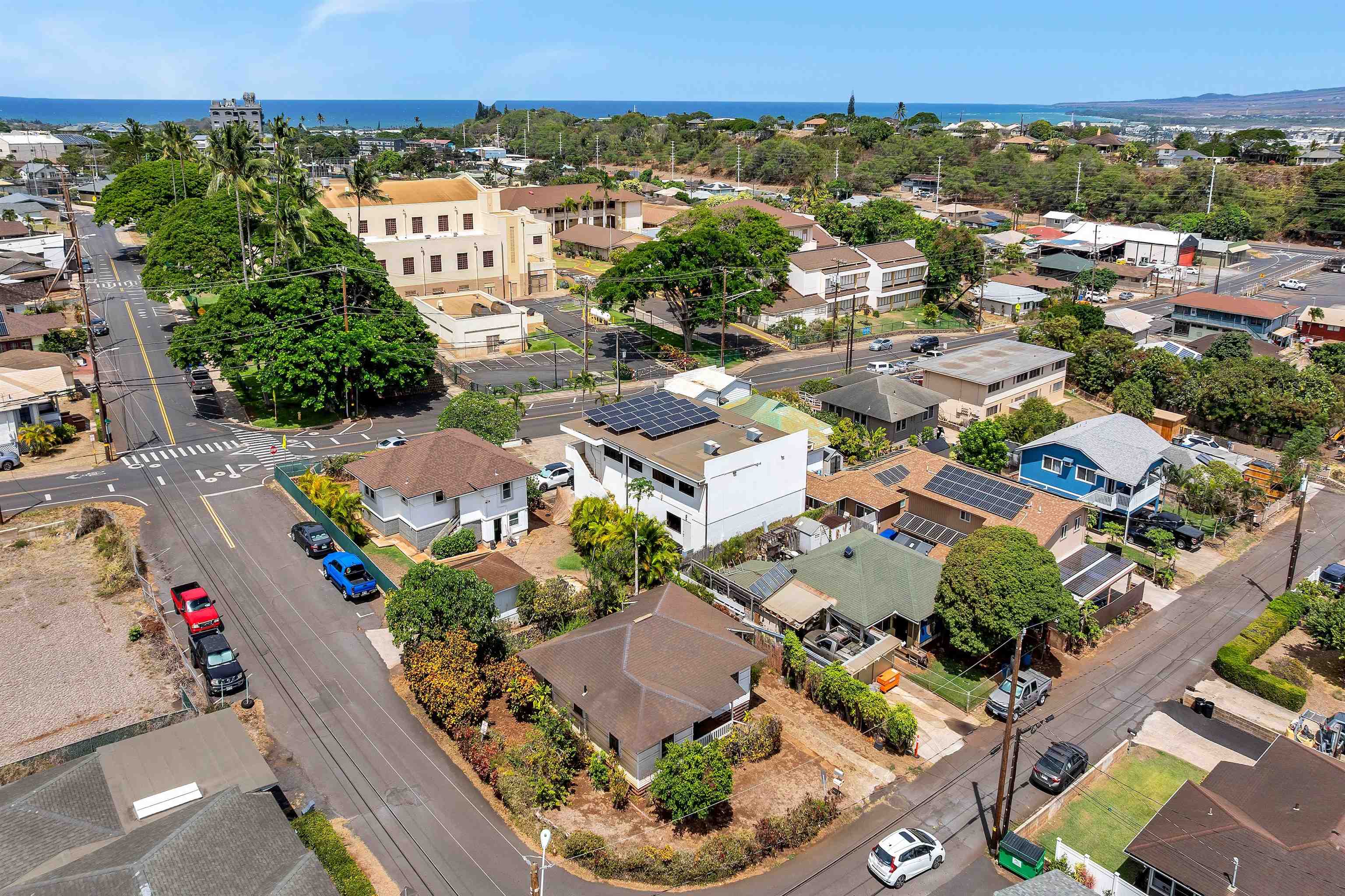 1982  Kalawi Pl , Wailuku home - photo 19 of 20