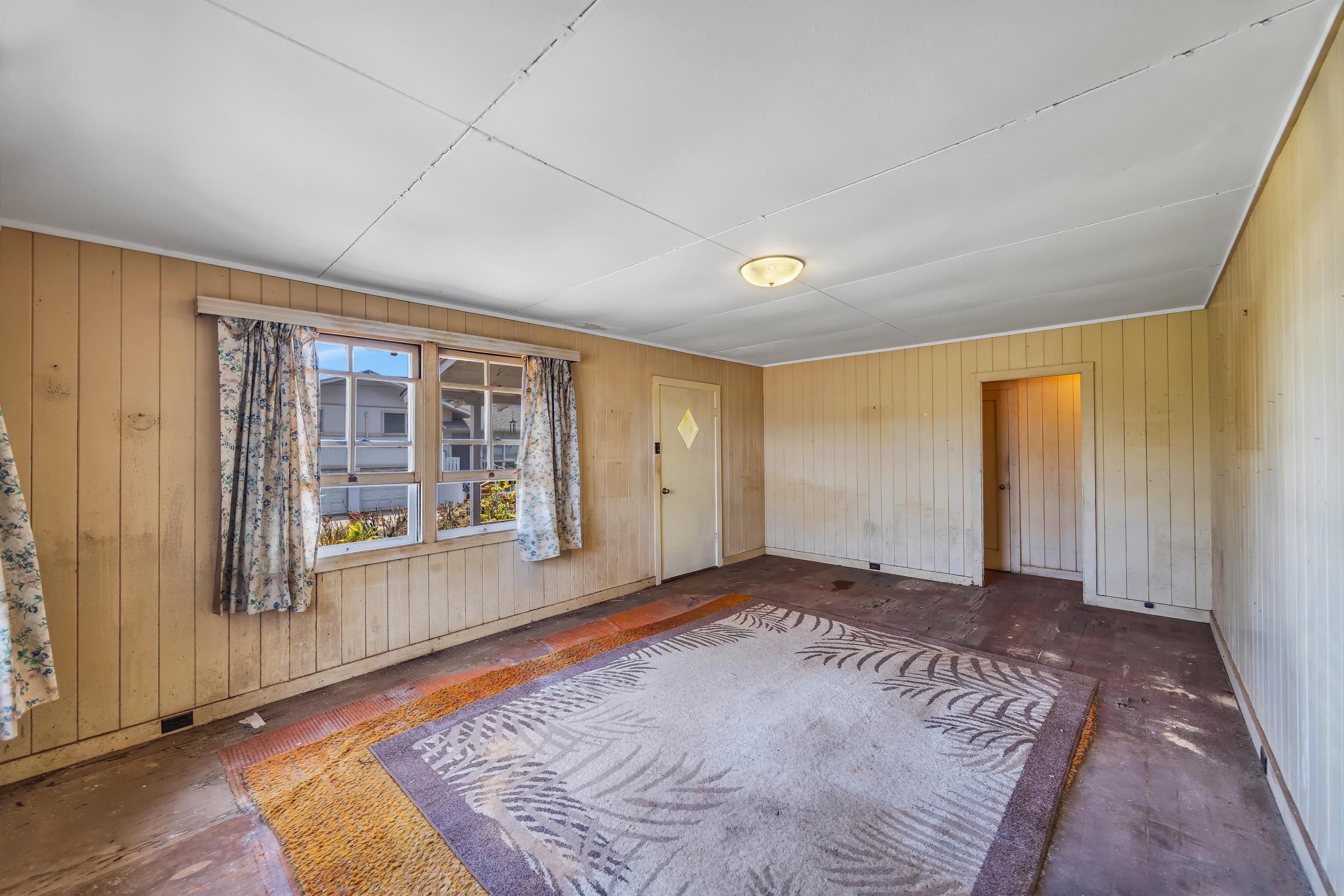 1982  Kalawi Pl , Wailuku home - photo 5 of 20