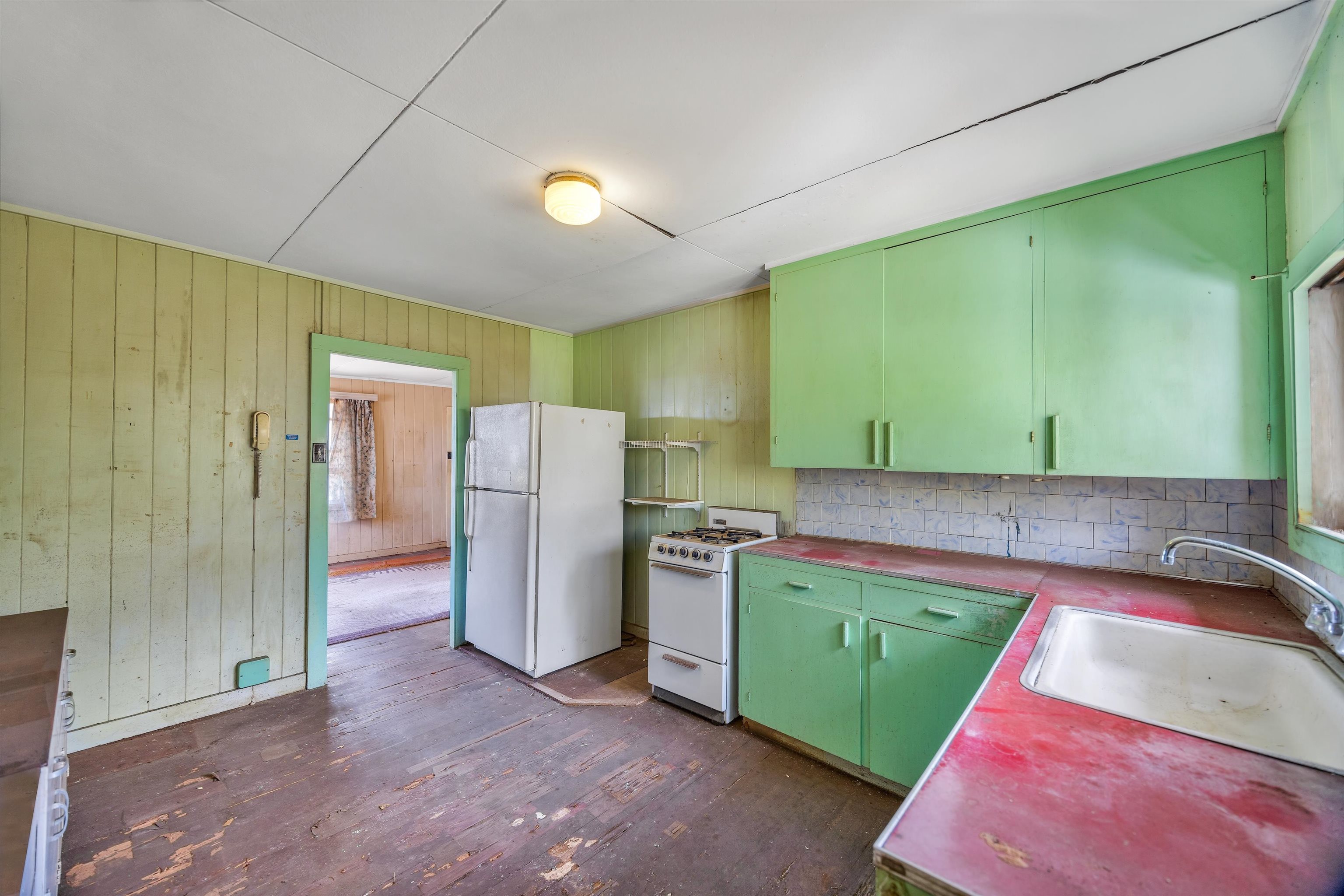 1982  Kalawi Pl , Wailuku home - photo 9 of 20