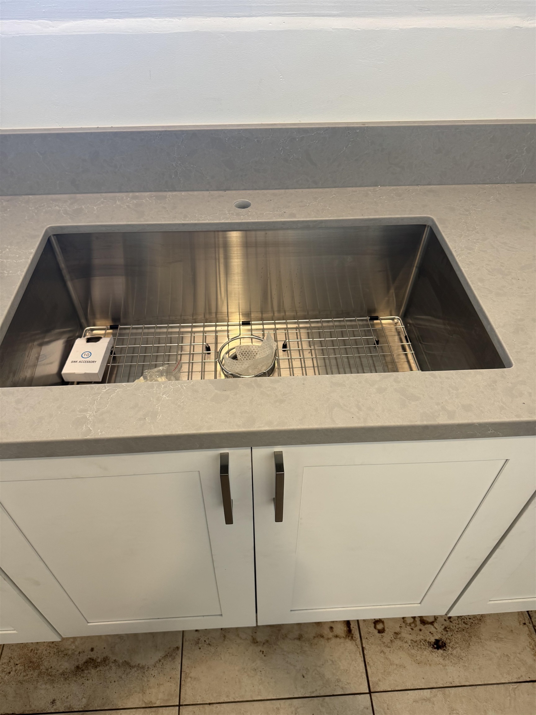 1987  Kahekili Hwy , Wailuku home - photo 9 of 38