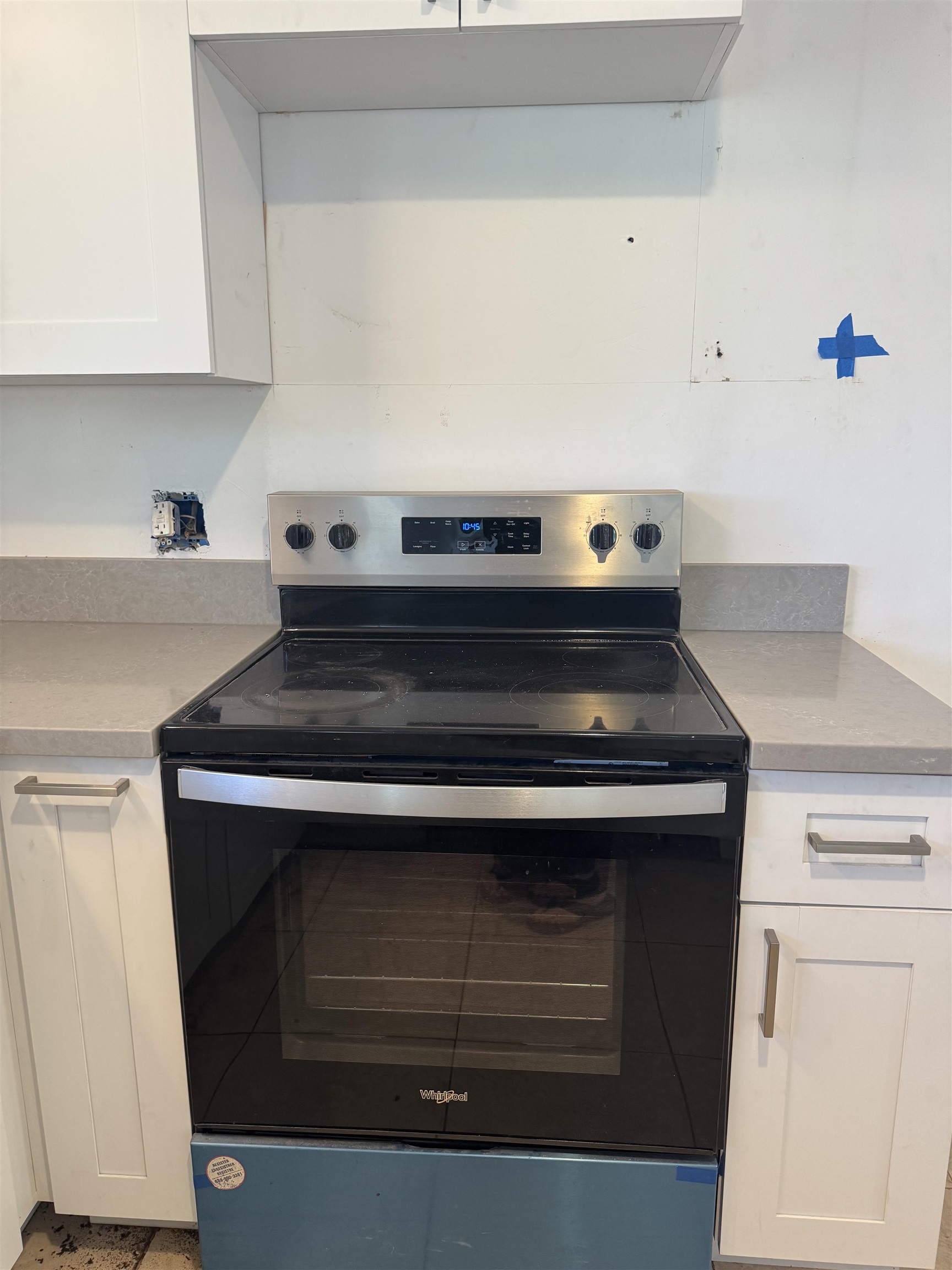 1987  Kahekili Hwy , Wailuku home - photo 10 of 38