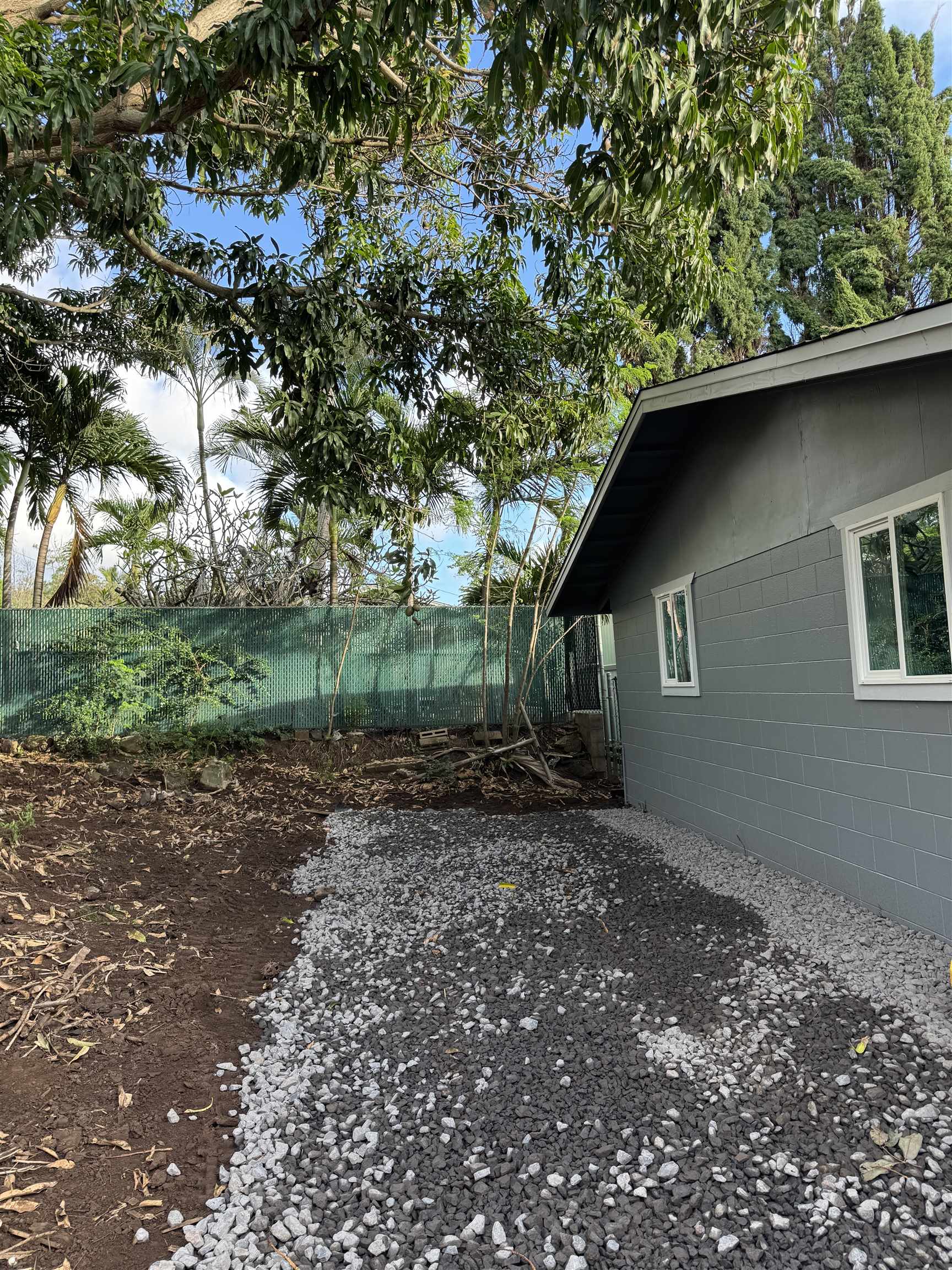 1987  Kahekili Hwy , Wailuku home - photo 35 of 46