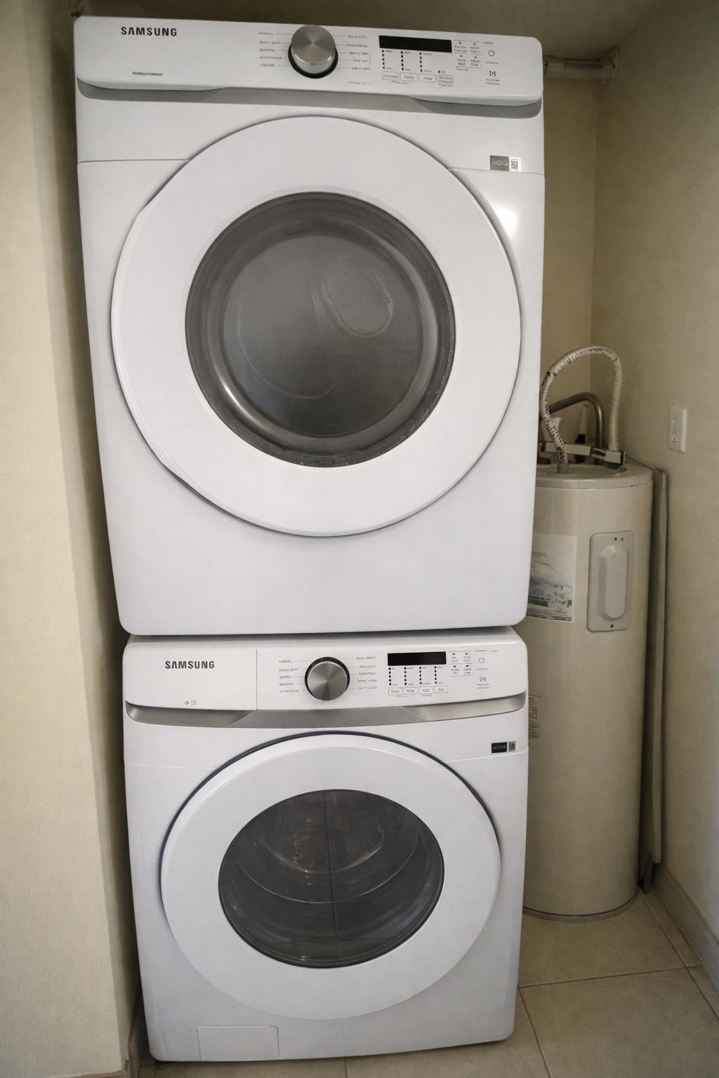 Island Surf condo # 201, Kihei, Hawaii - photo 10 of 11