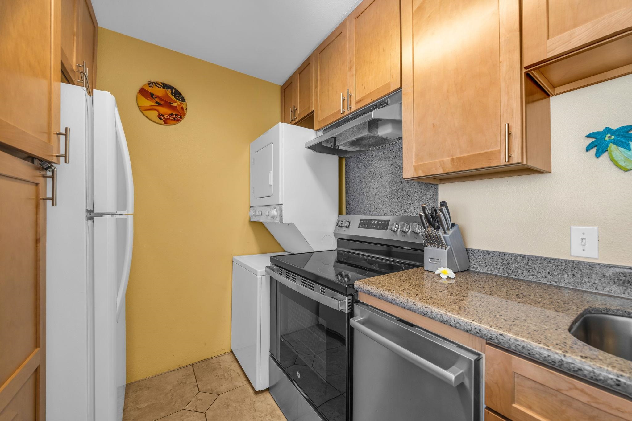 Island Surf condo # 307, Kihei, Hawaii - photo 12 of 43