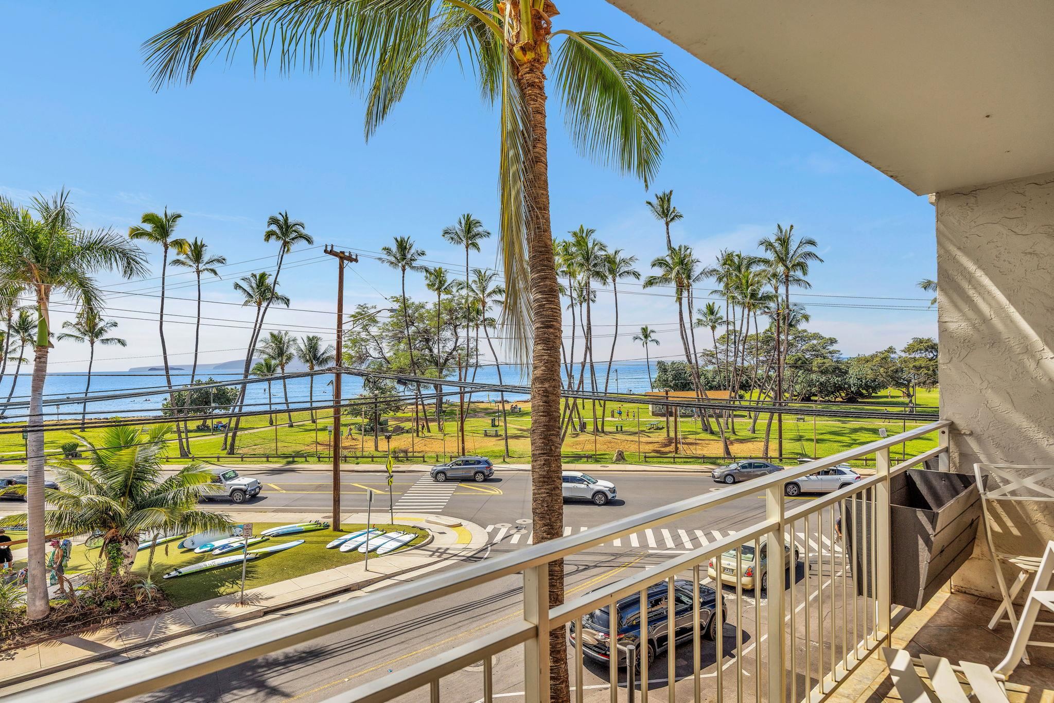 Island Surf condo # 307, Kihei, Hawaii - photo 10 of 43