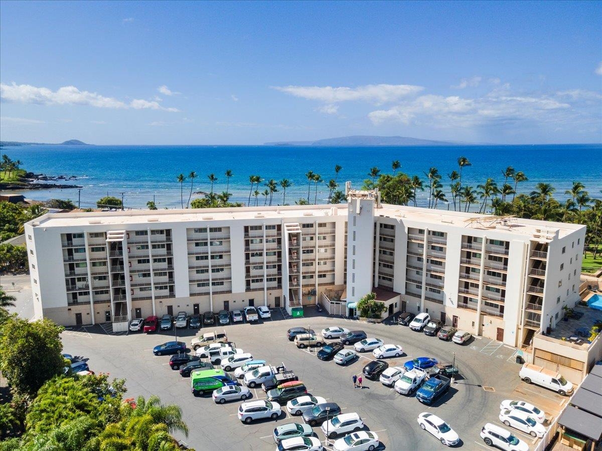 Island Surf condo # 308, Kihei, Hawaii - photo 5 of 36