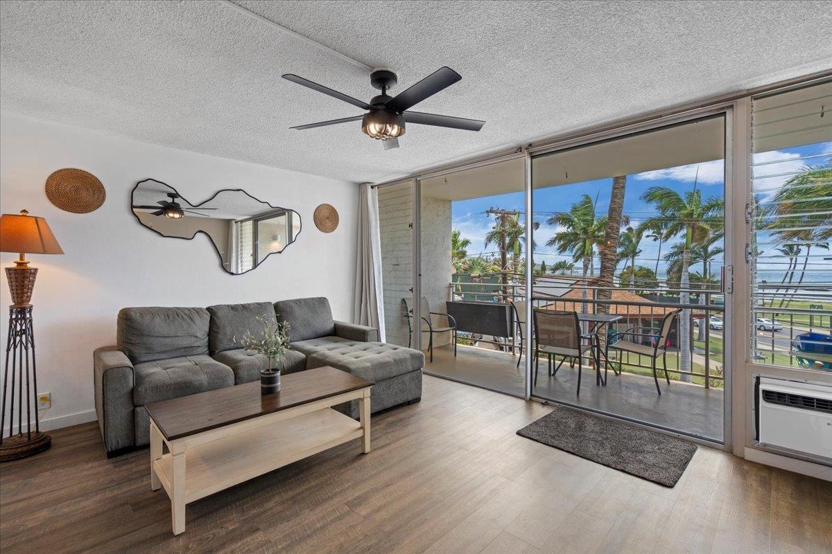 Island Surf condo # 308, Kihei, Hawaii - photo 8 of 36