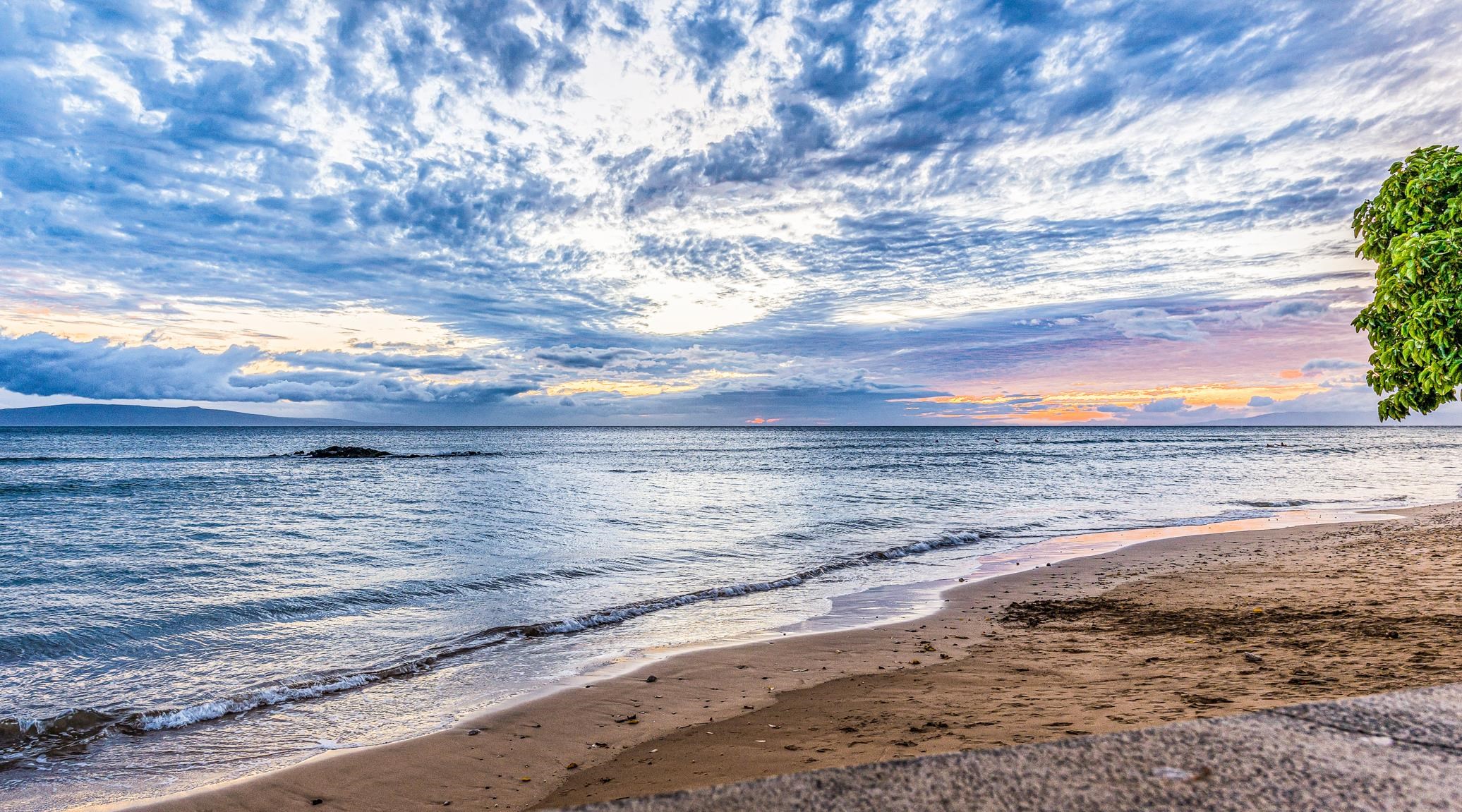 Island Surf condo # 311, Kihei, Hawaii - photo 12 of 31