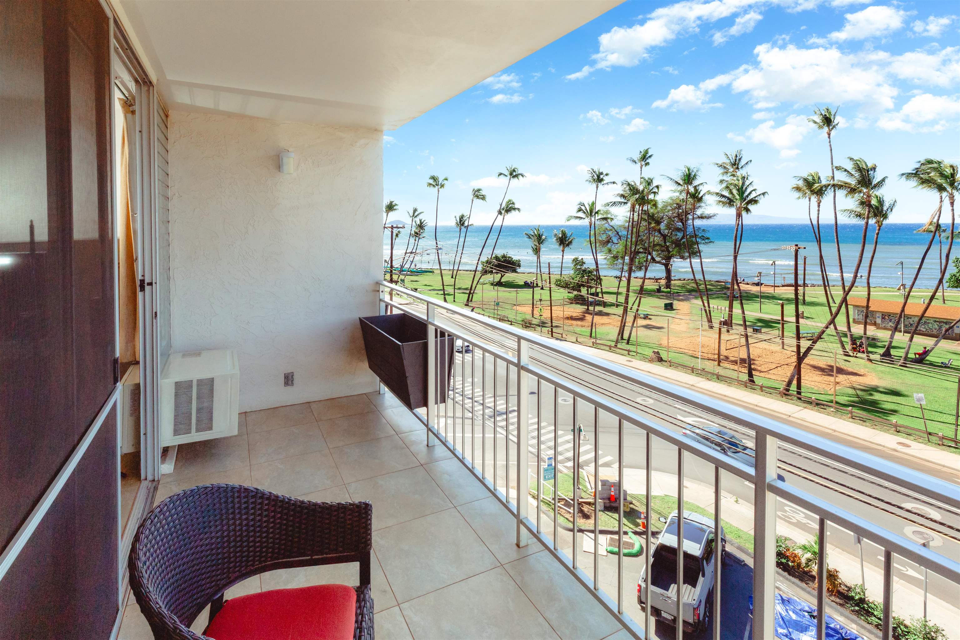 Island Surf condo # 503, Kihei, Hawaii - photo 11 of 44