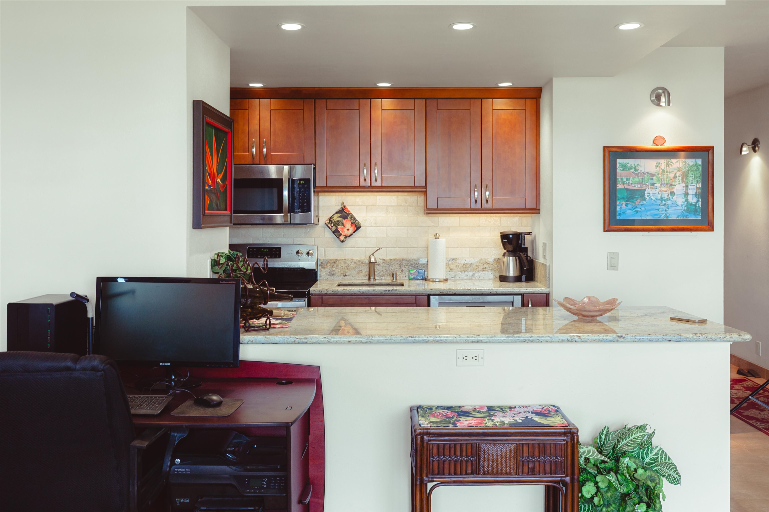 Island Surf condo # 503, Kihei, Hawaii - photo 34 of 44