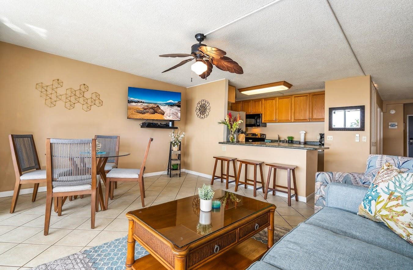 Island Surf condo # 512, Kihei, Hawaii - photo 11 of 38