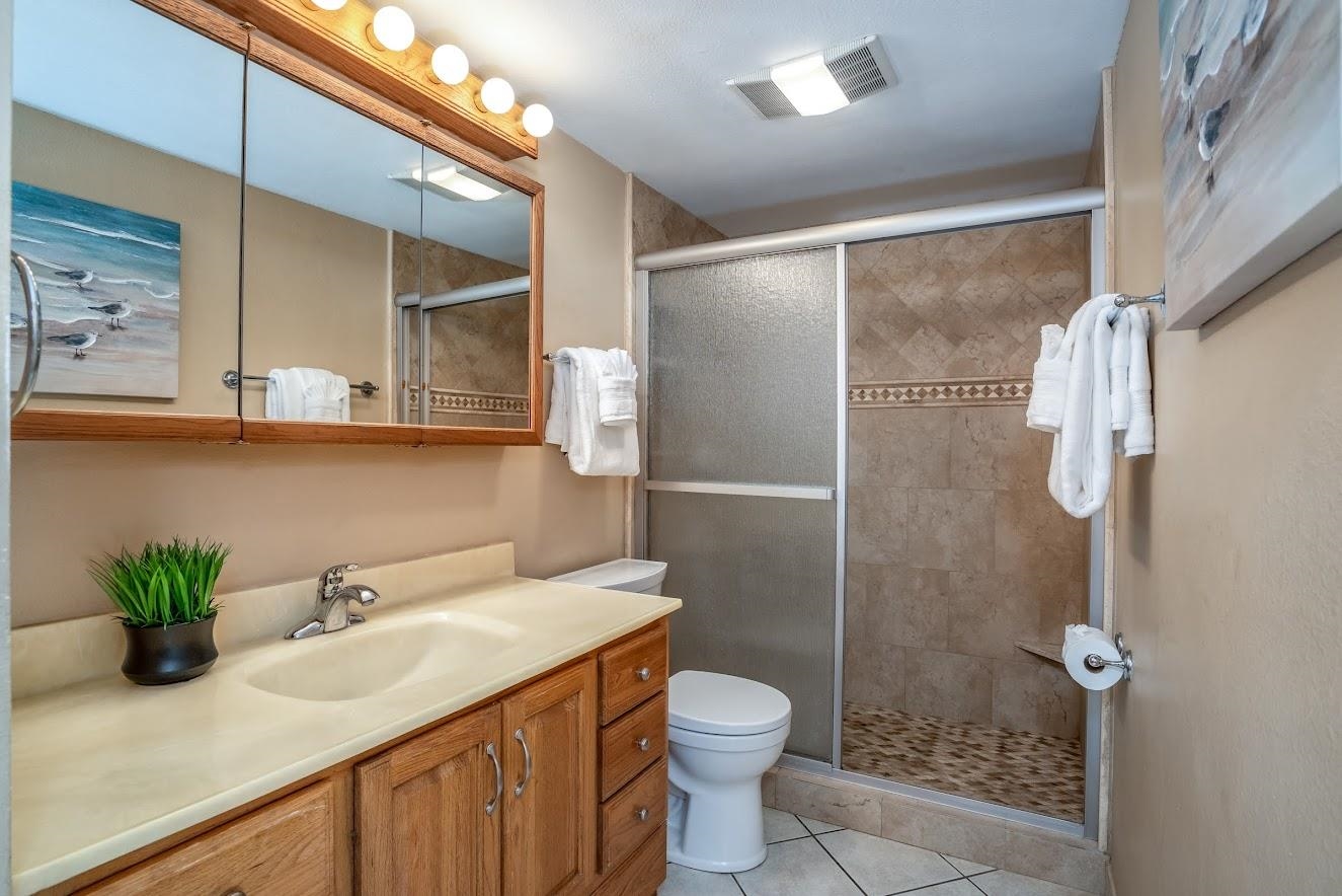 Island Surf condo # 512, Kihei, Hawaii - photo 13 of 38