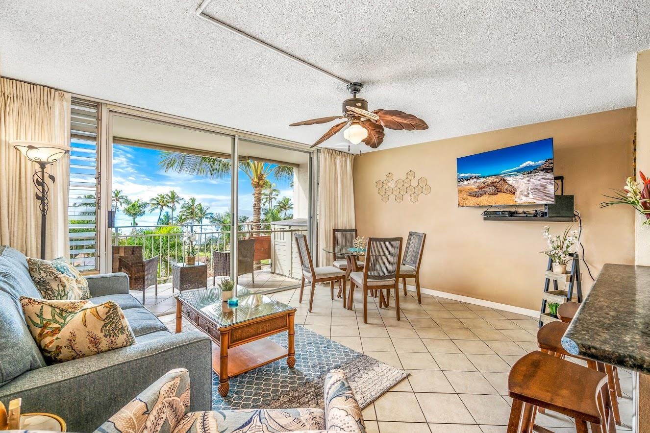 Island Surf condo # 512, Kihei, Hawaii - photo 3 of 38