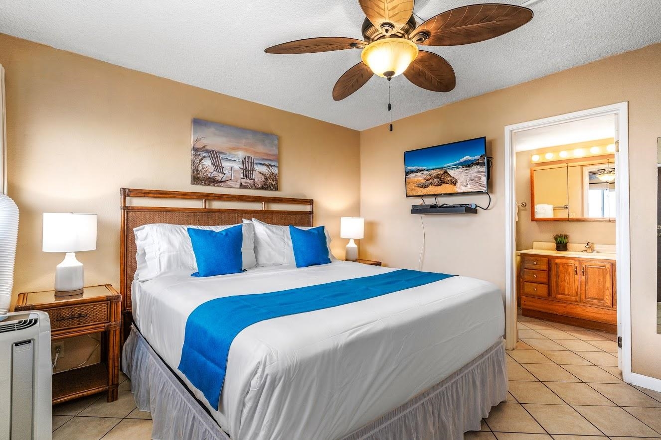 Island Surf condo # 512, Kihei, Hawaii - photo 21 of 38