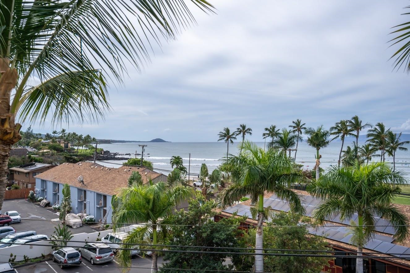 Island Surf condo # 512, Kihei, Hawaii - photo 33 of 38