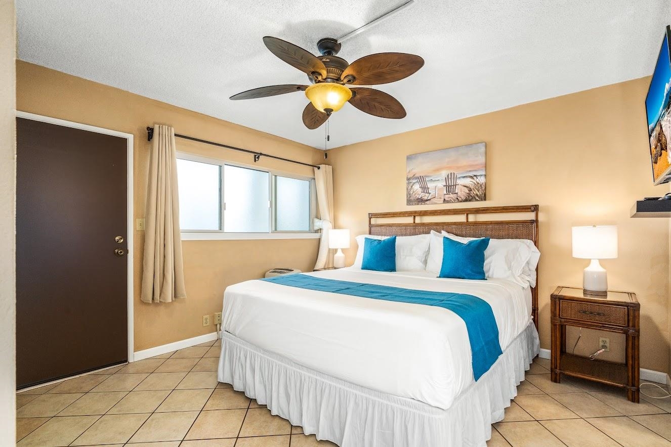 Island Surf condo # 512, Kihei, Hawaii - photo 8 of 38