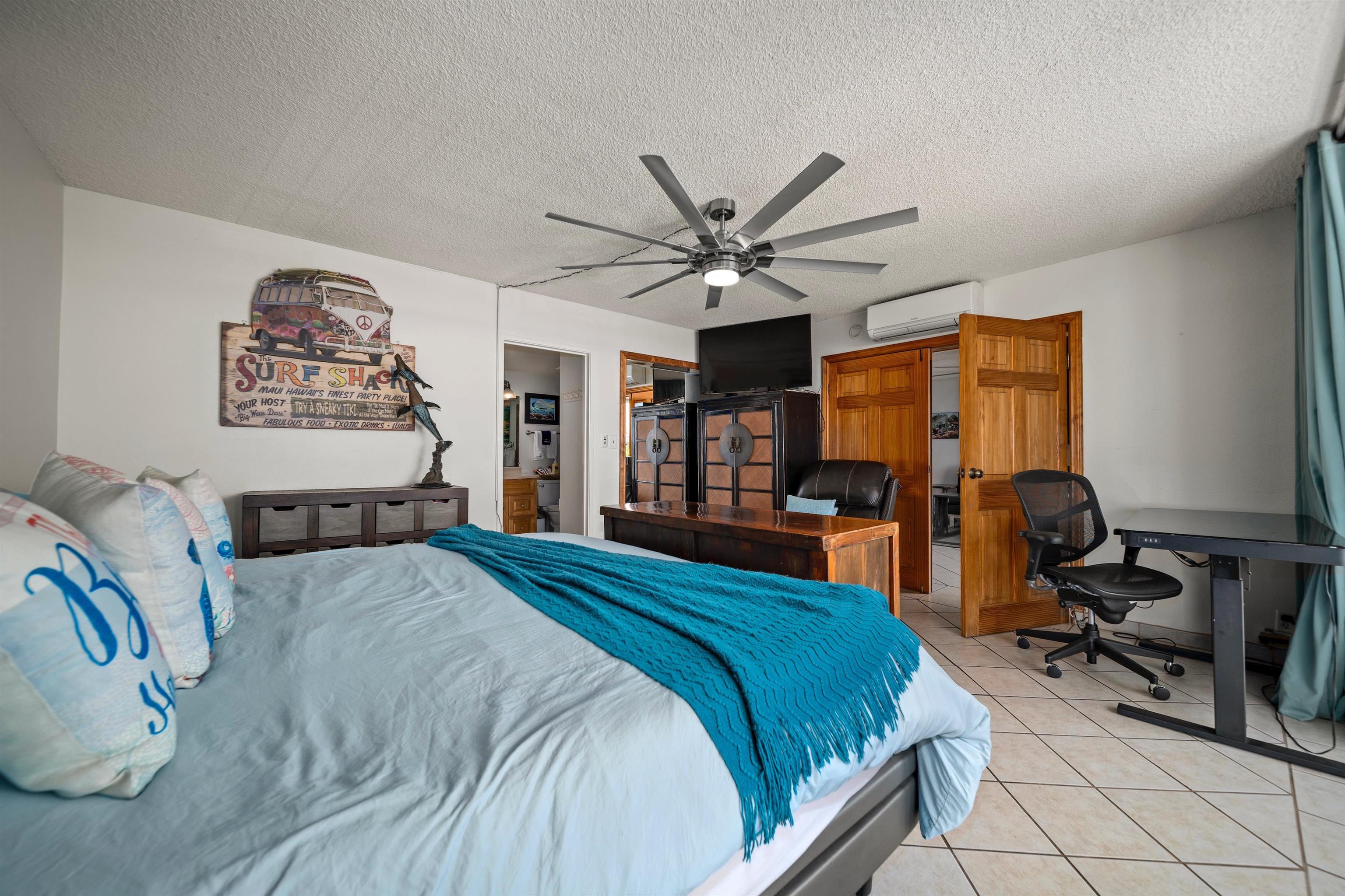 Island Surf condo # 514, Kihei, Hawaii - photo 11 of 47