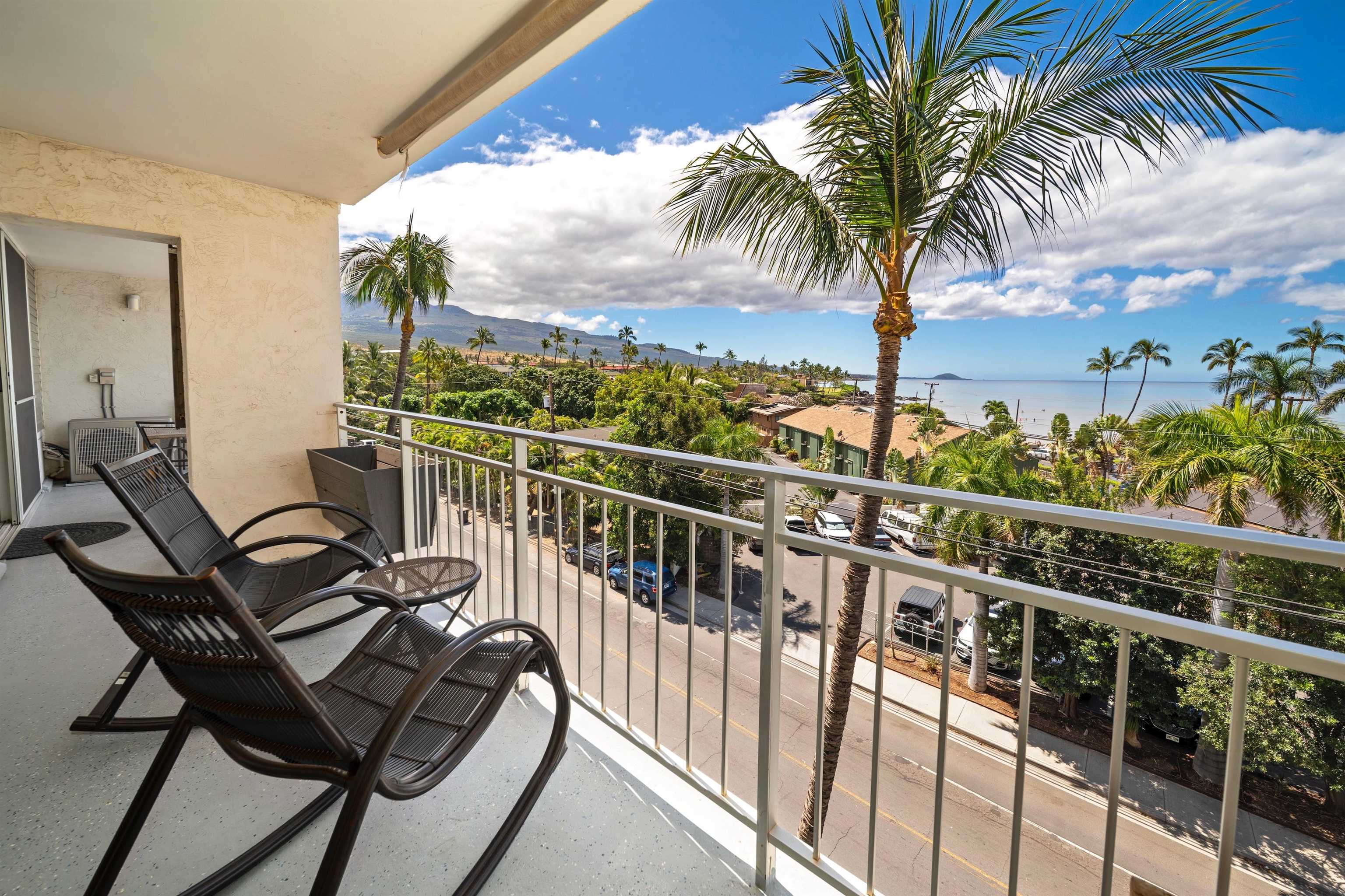 Island Surf condo # 514, Kihei, Hawaii - photo 14 of 47