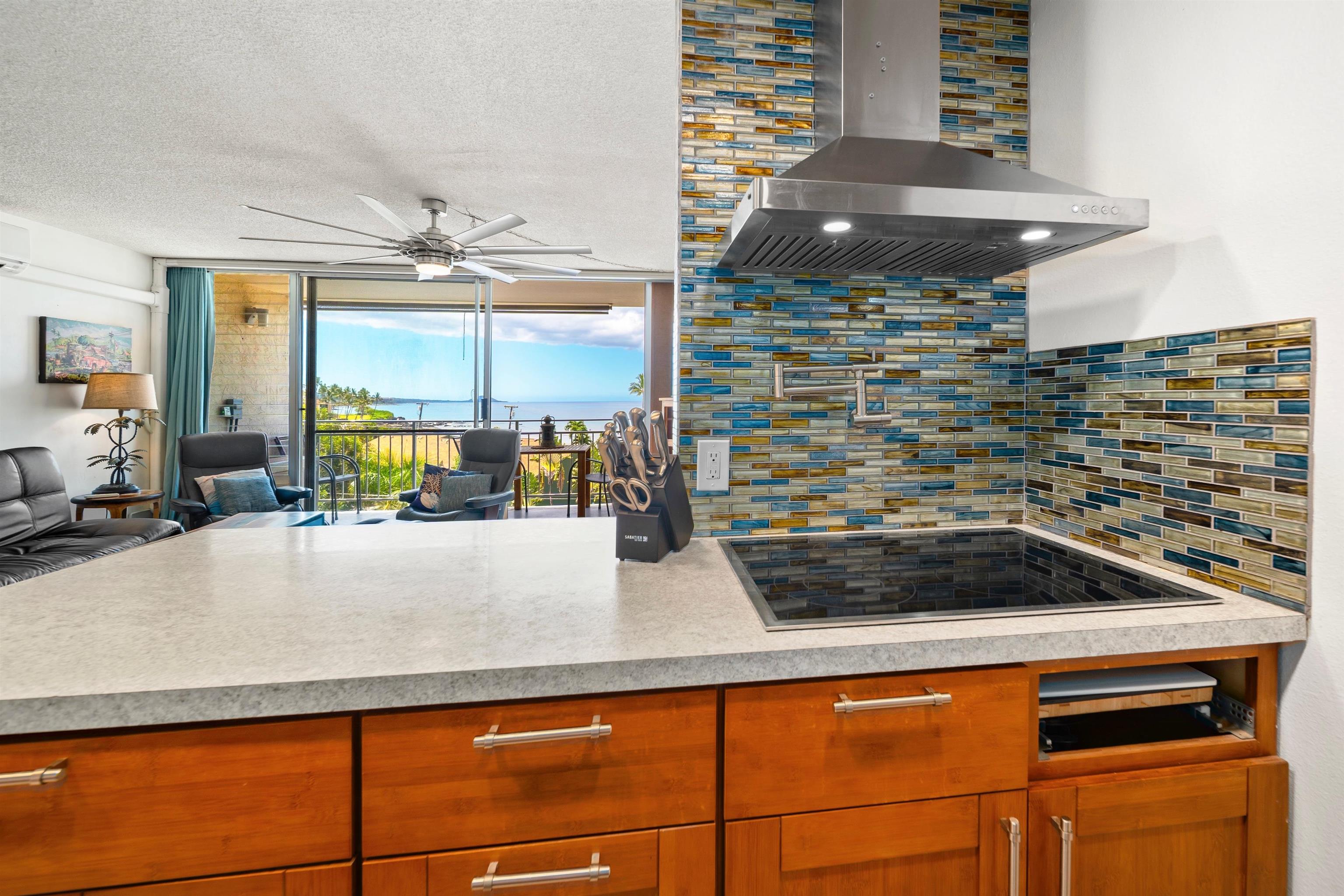 Island Surf condo # 514, Kihei, Hawaii - photo 21 of 47