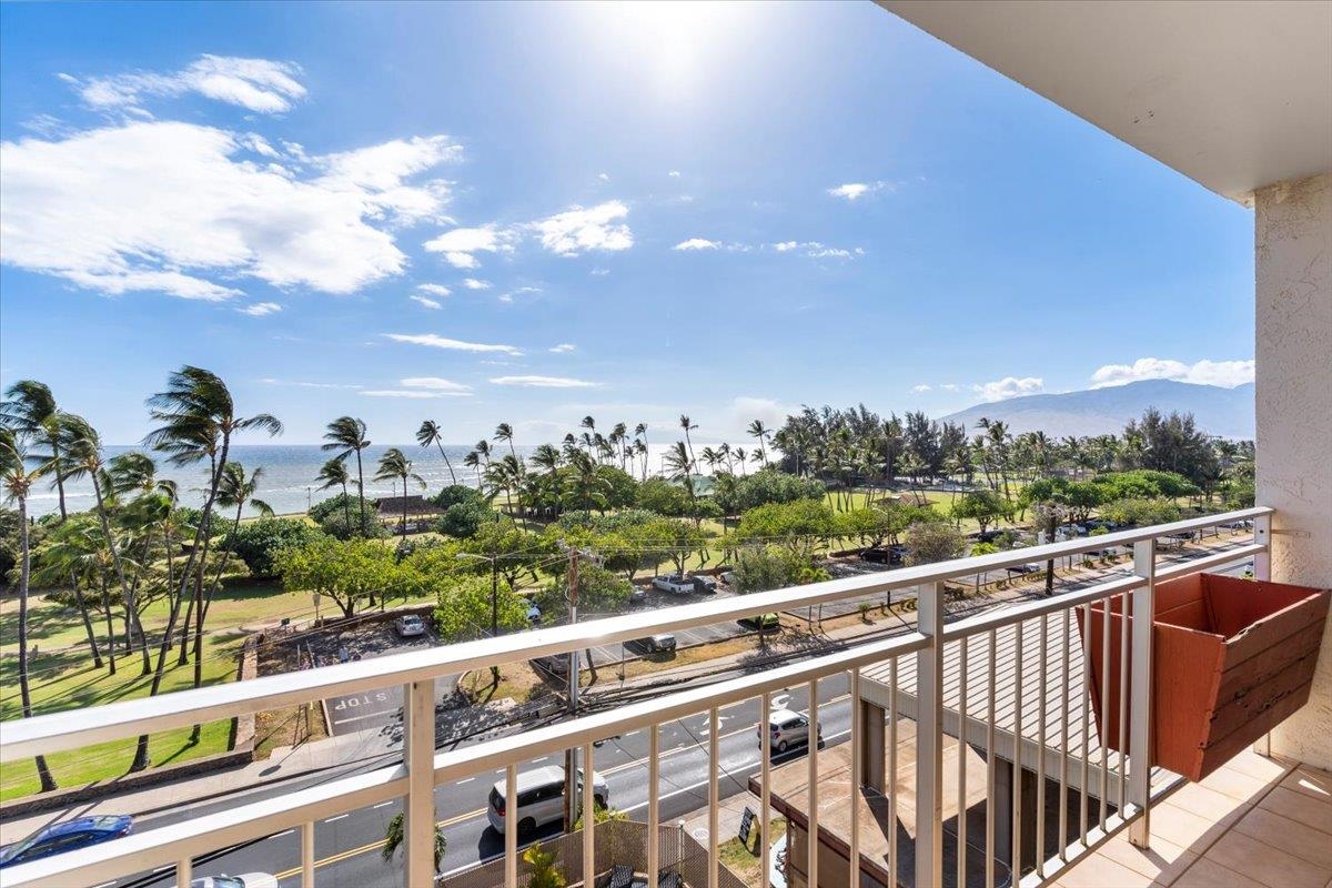 Island Surf condo # 600, Kihei, Hawaii - photo 12 of 38