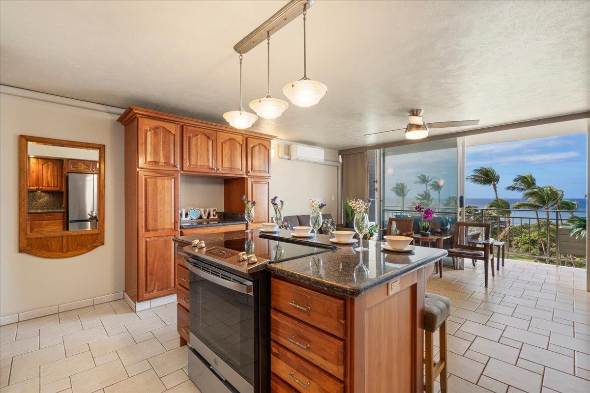 Island Surf condo # 601, Kihei, Hawaii - photo 15 of 45